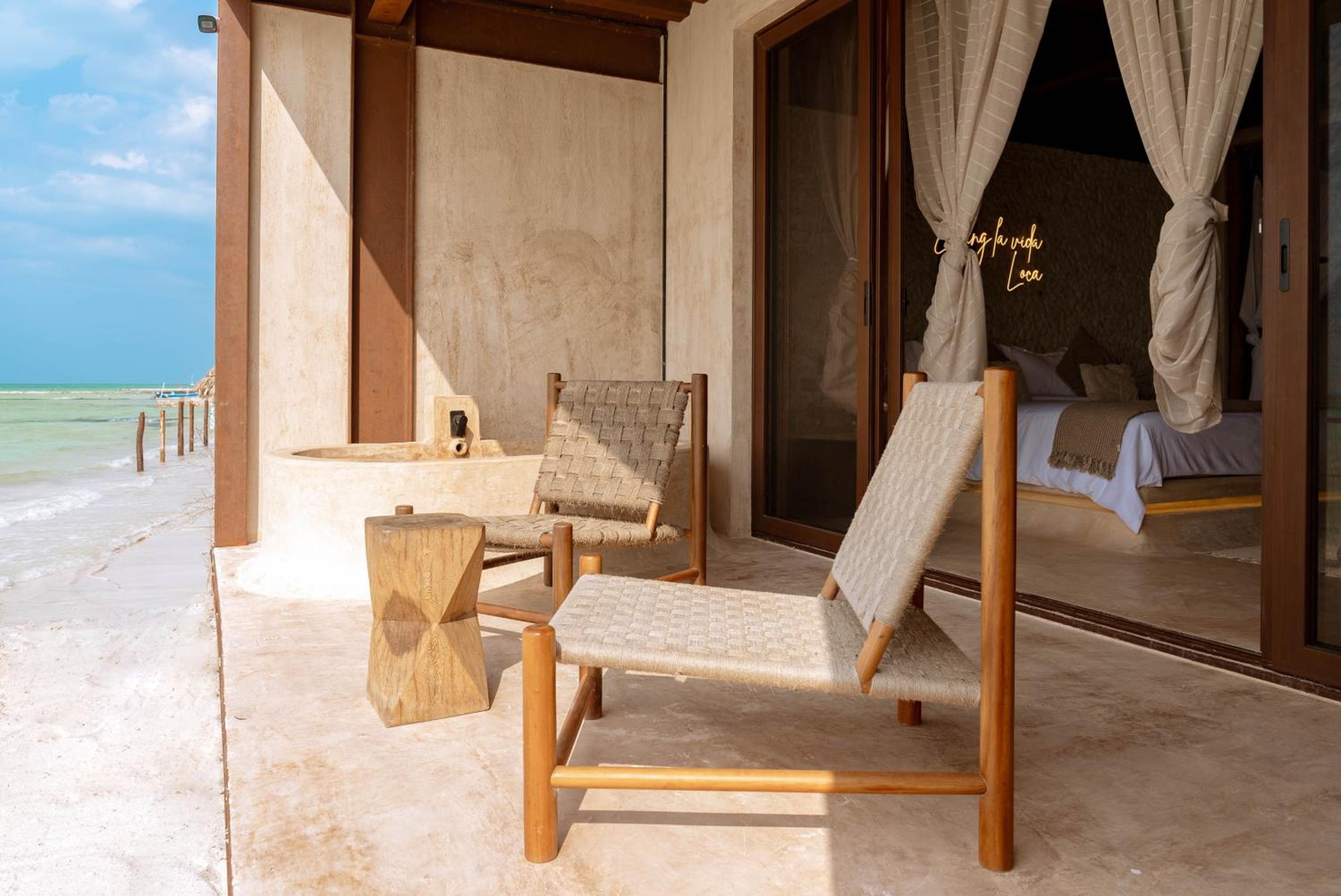 Junior Suite with Sea View - Photo 8
