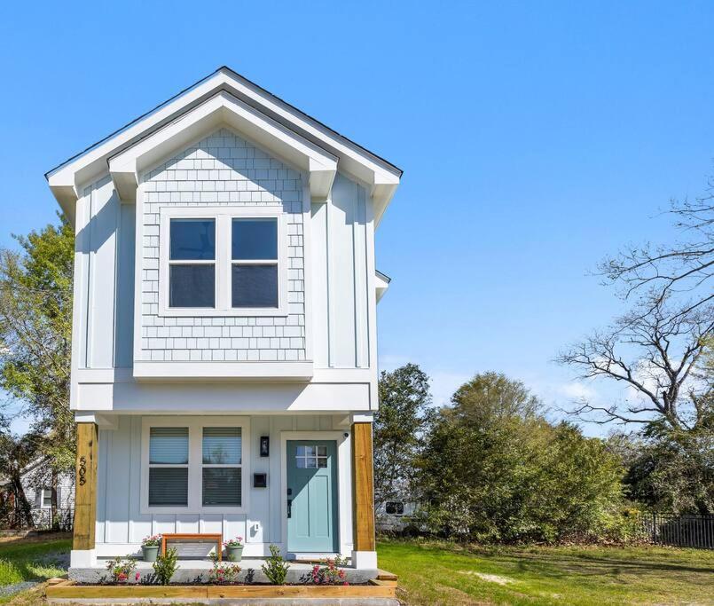 Two-Bedroom House photo 2