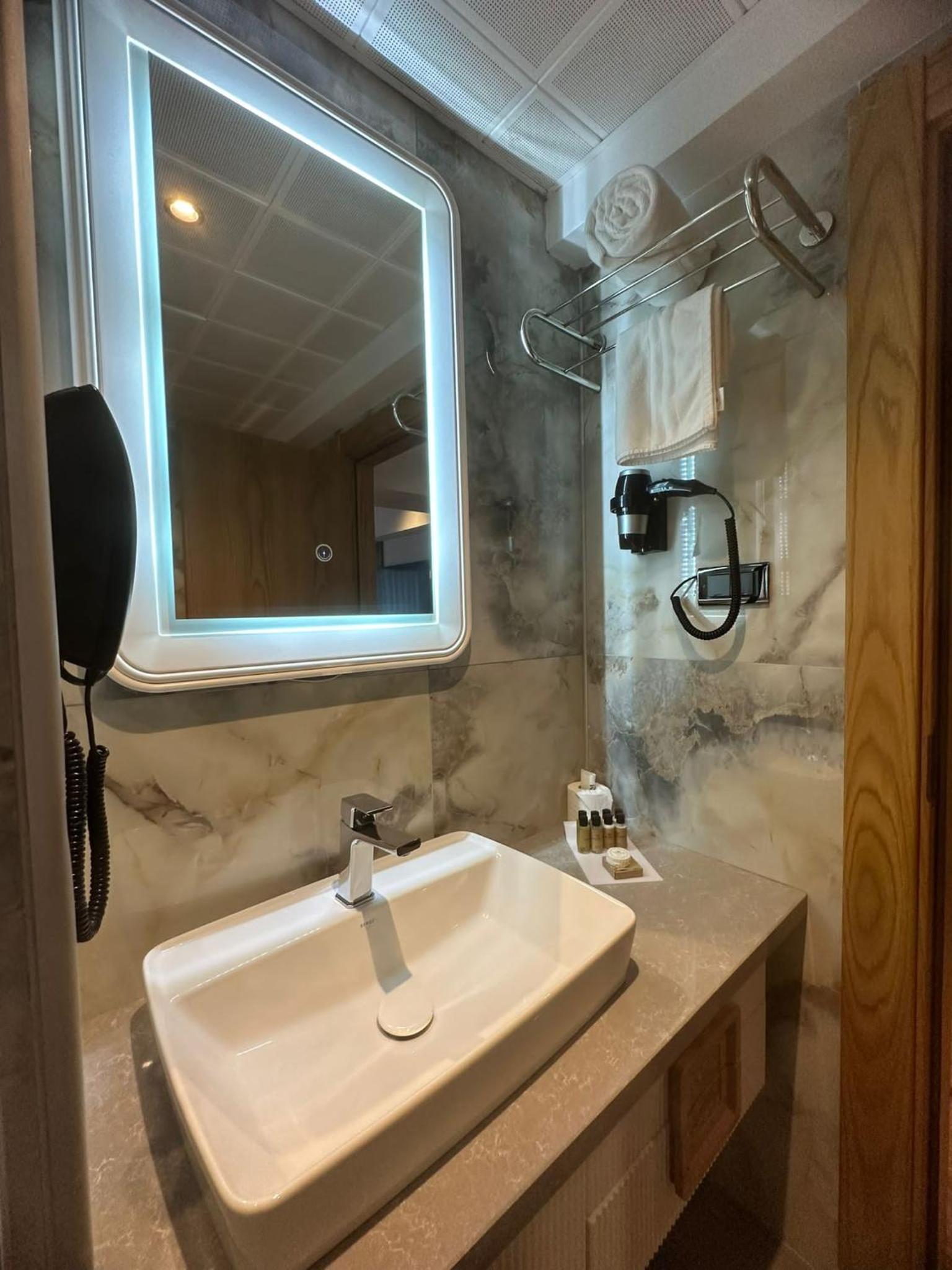Deluxe Room photo 3