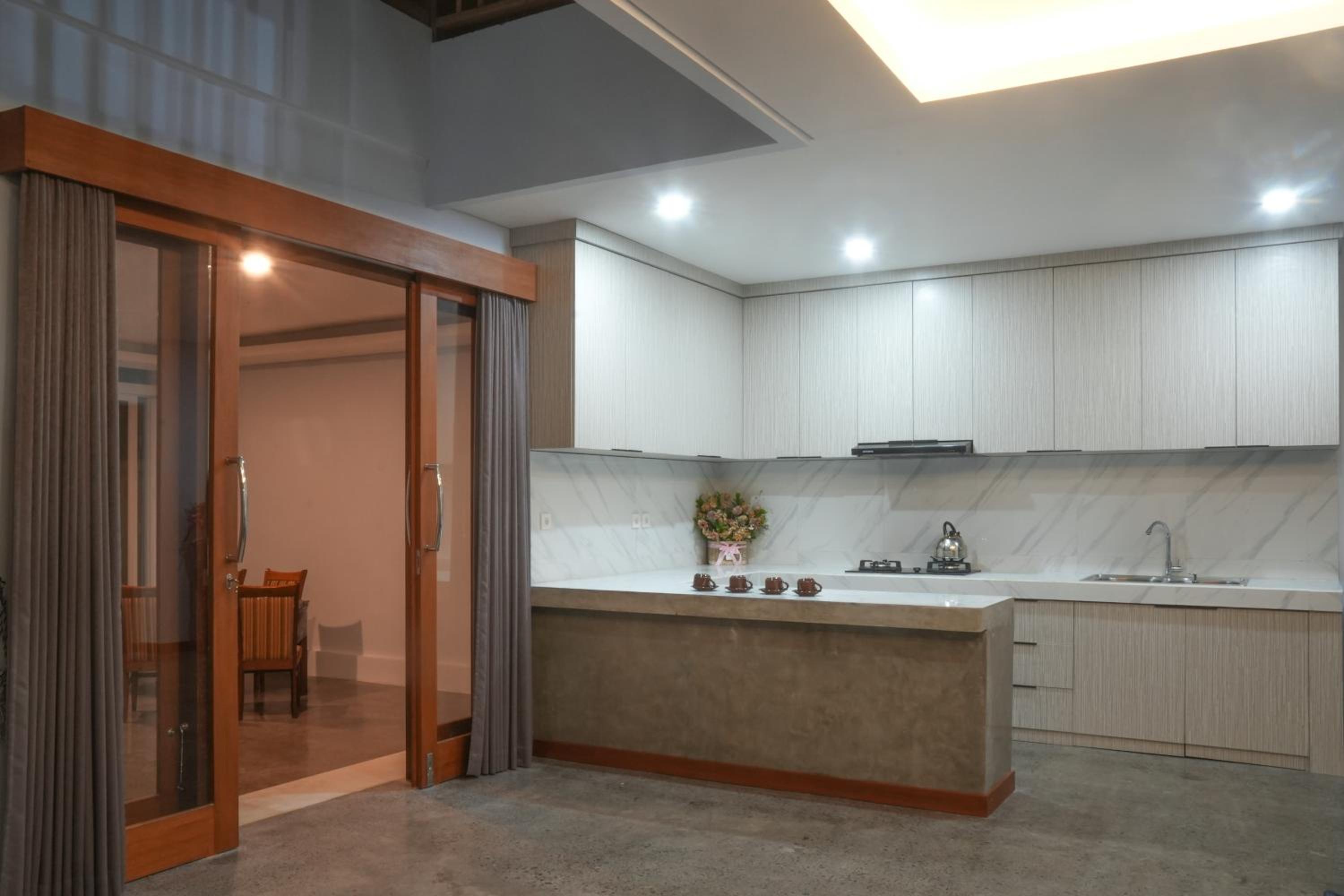 Three-Bedroom Villa photo 3