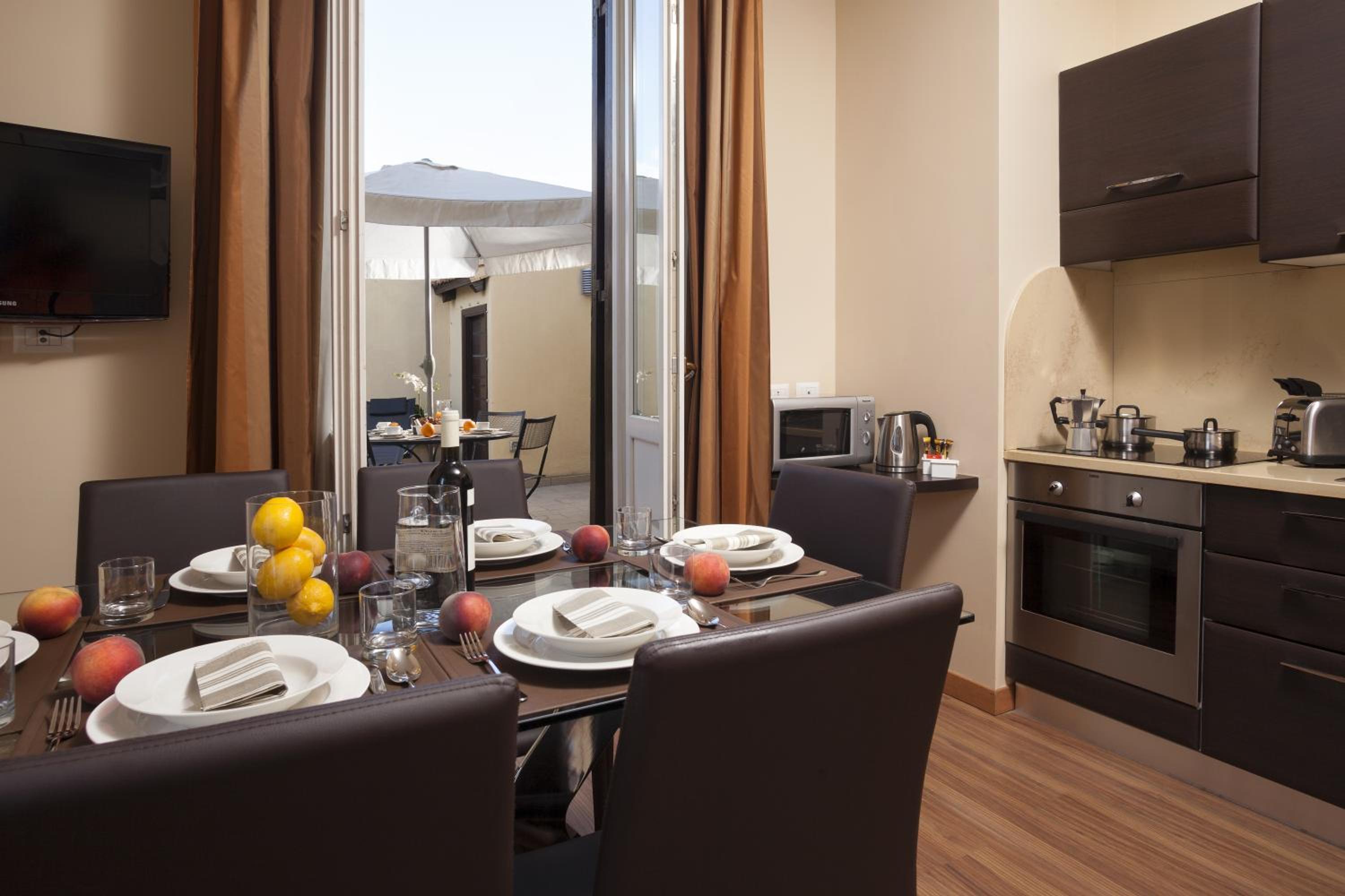 Superior Two-Bedroom Apartment with Terrace photo 3
