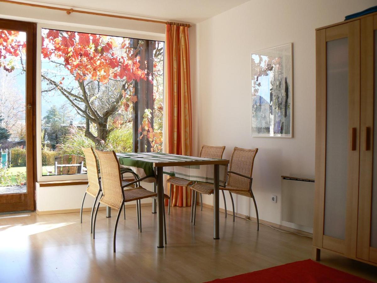 One-Bedroom Apartment with Terrace photo 2