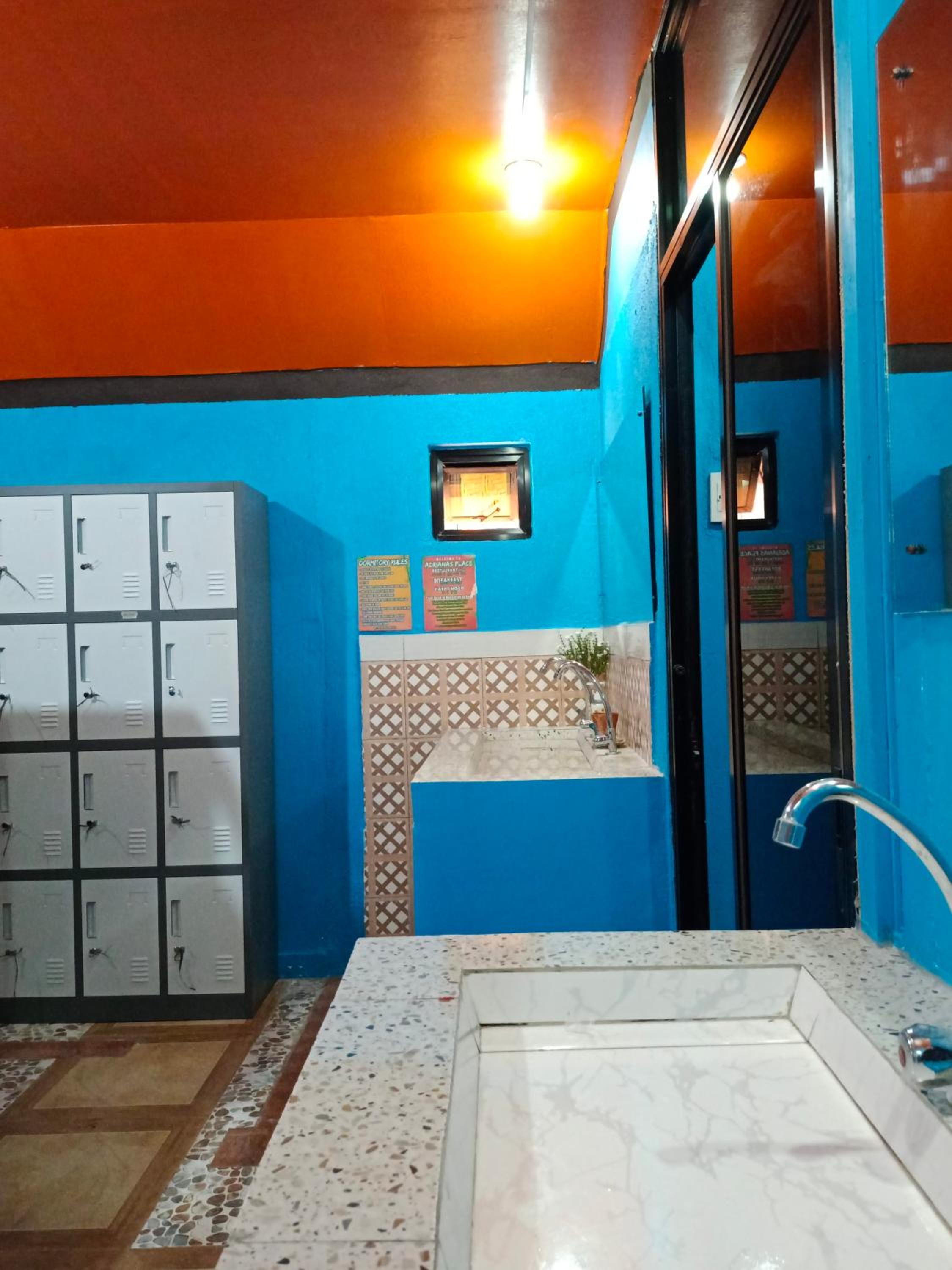 Single Bed in 10-Bed Dormitory Room photo 2