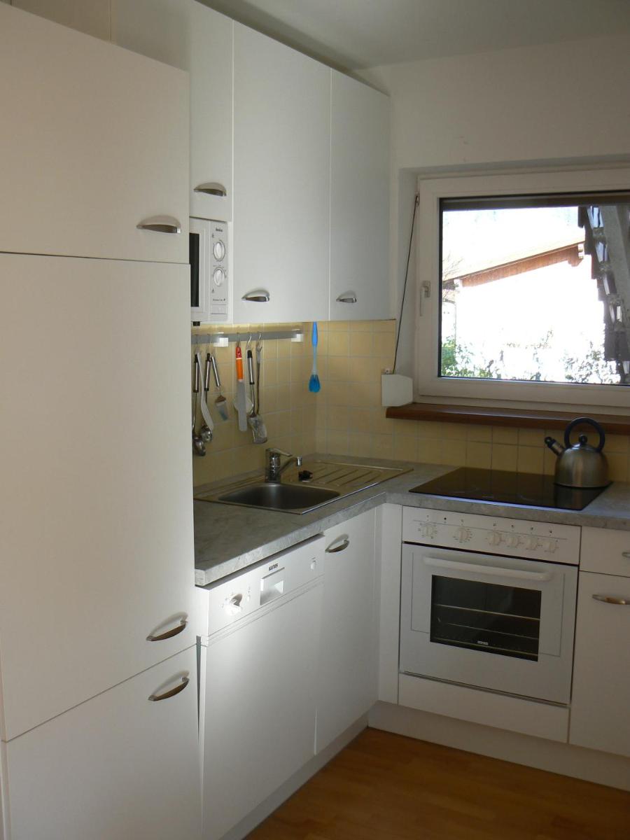 Two-Bedroom Apartment with Balcony or Terrace photo 3