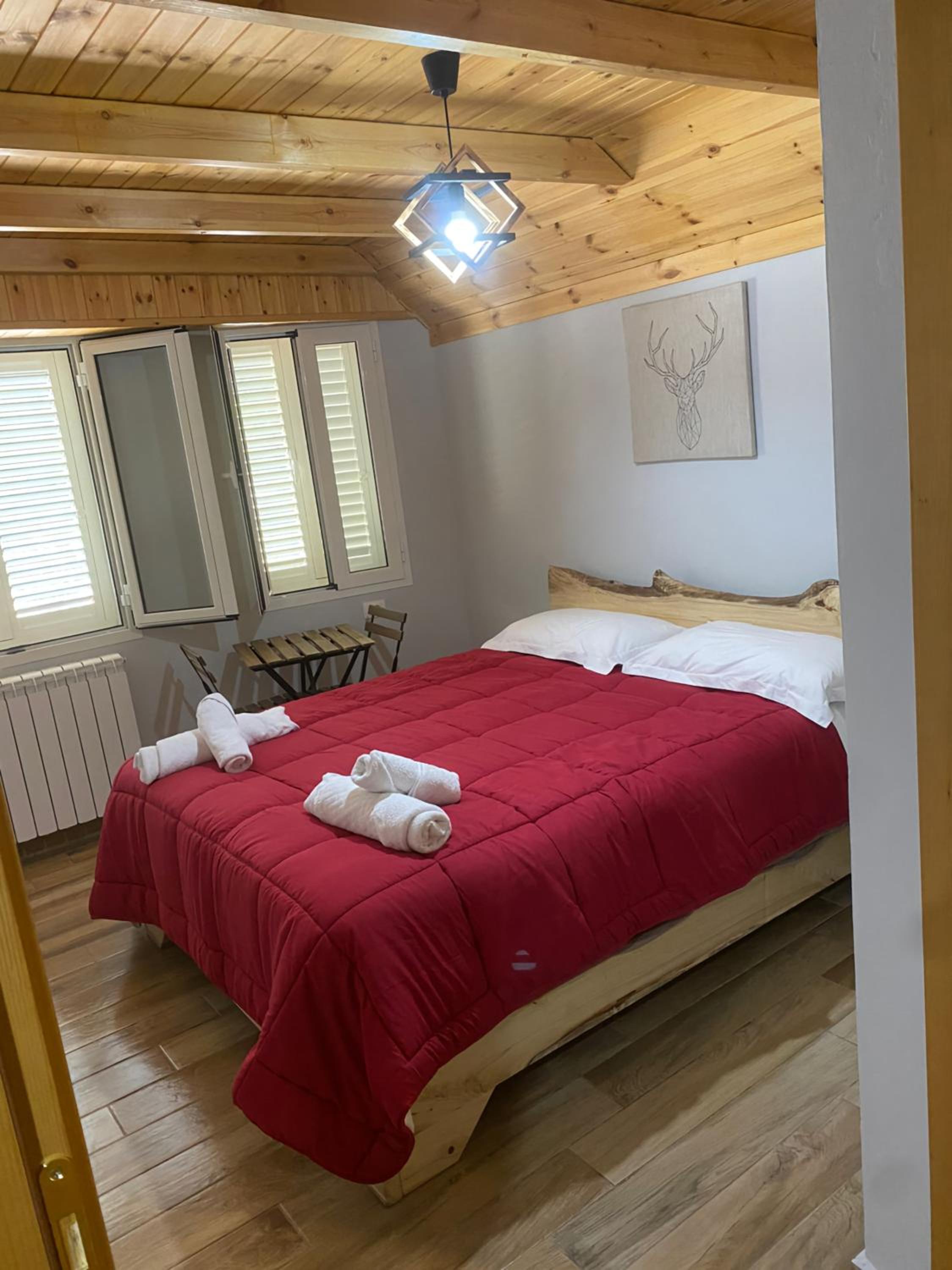 Double Room with Mountain View