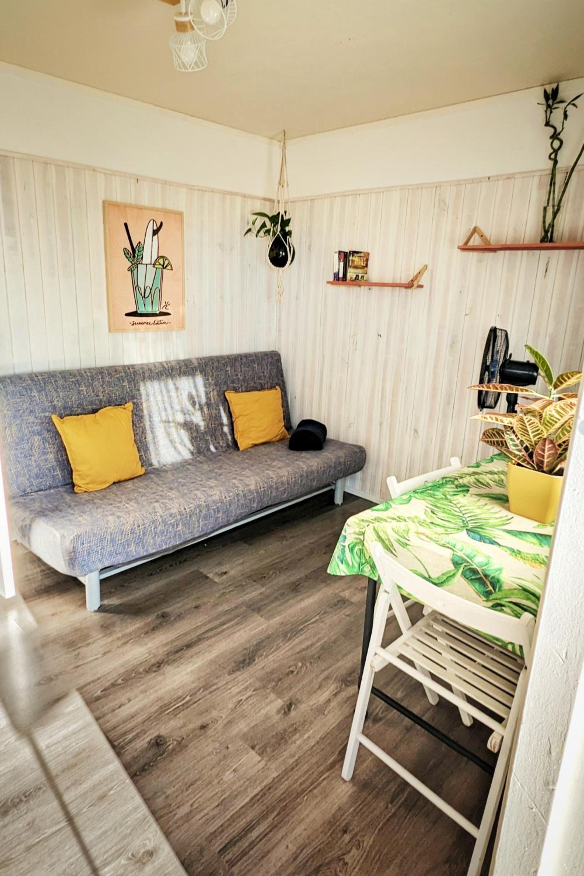 One-Bedroom House photo 2