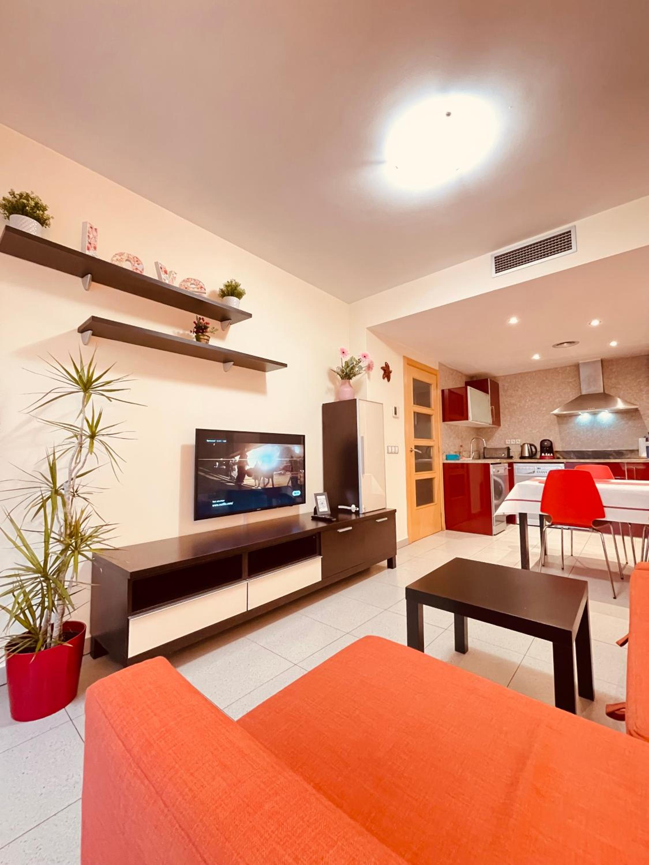 Apartamento con vista a la piscina
