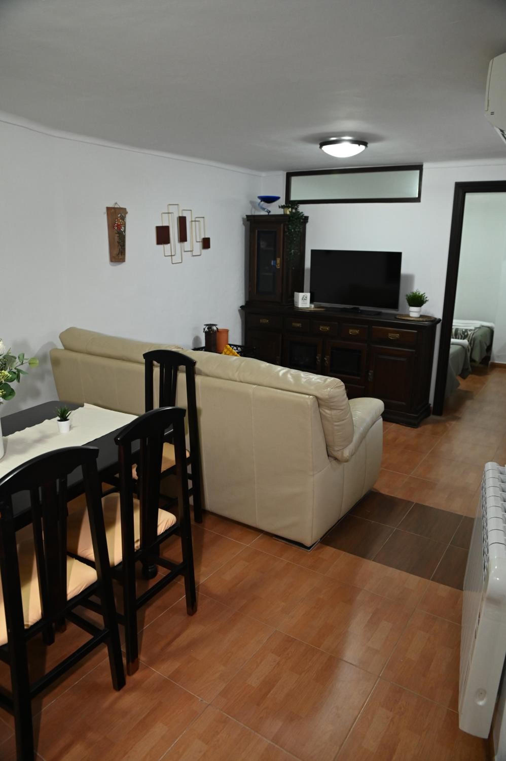 Casa adosada de tres habitaciones