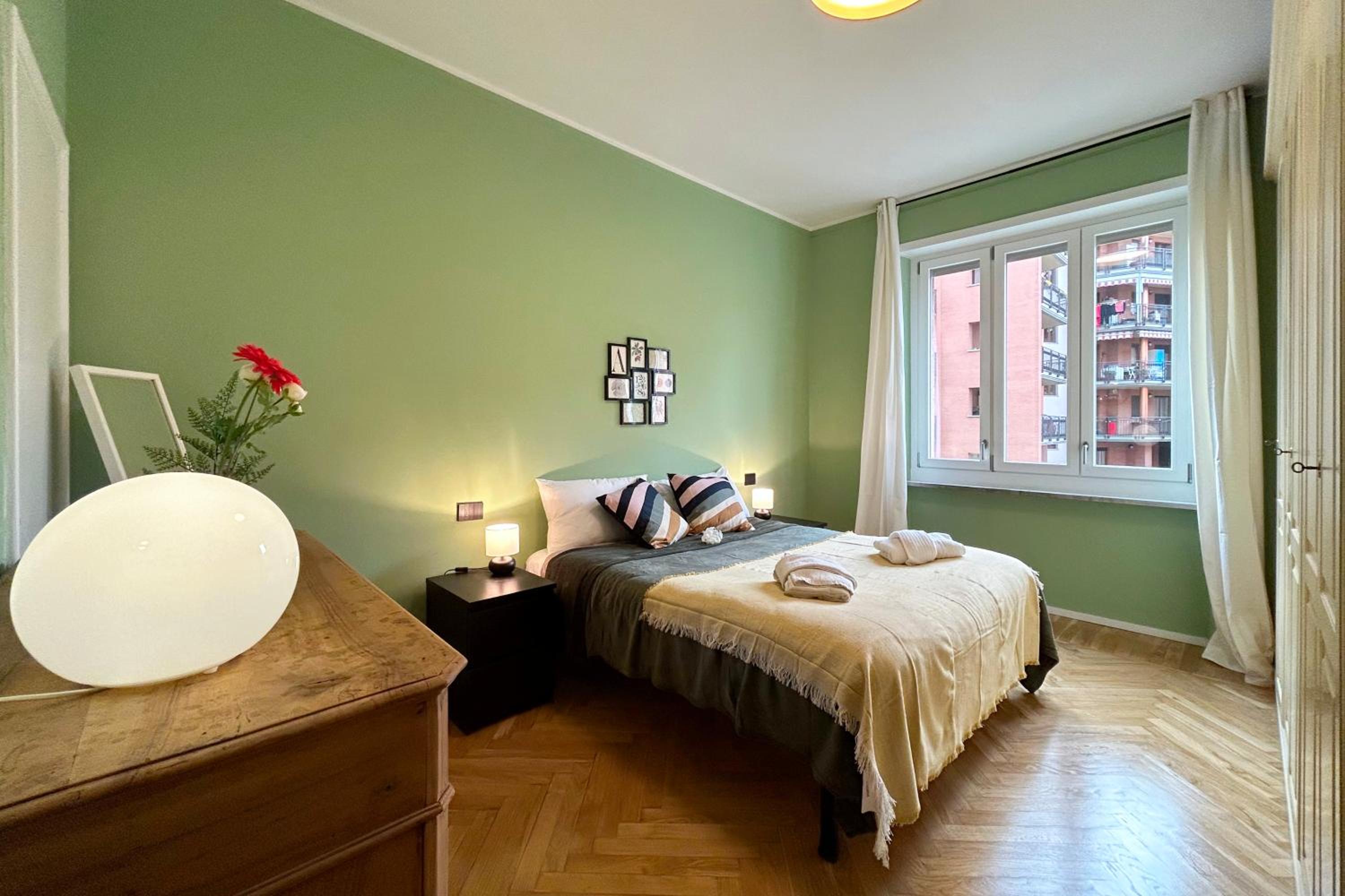 One-Bedroom Apartment
