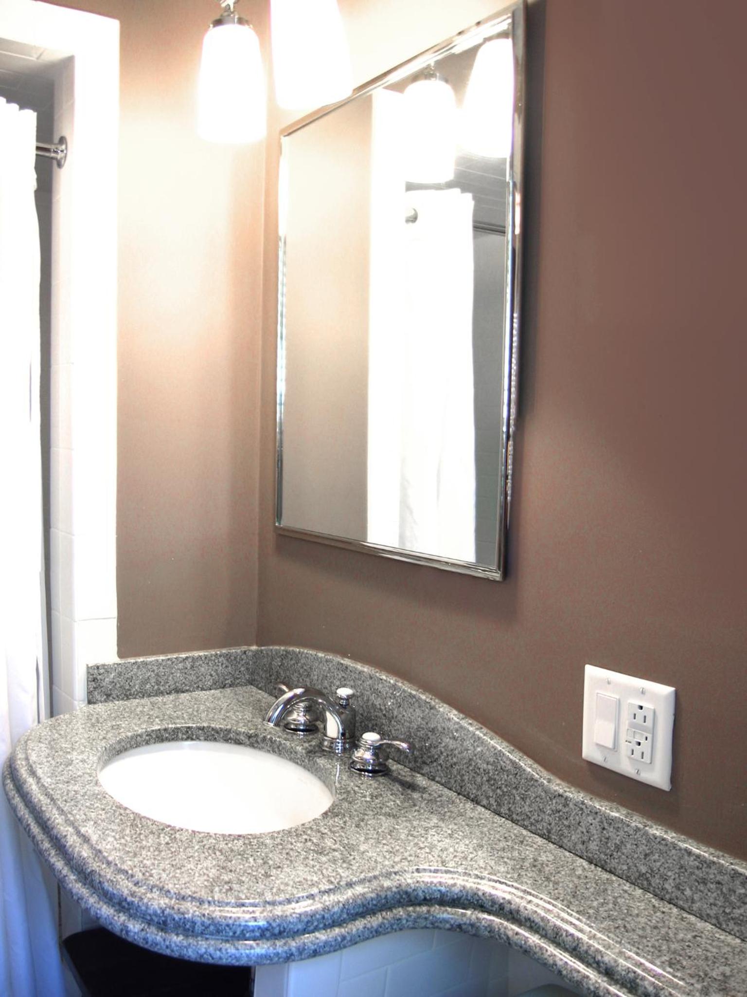 Single Room with Private External Bathroom
