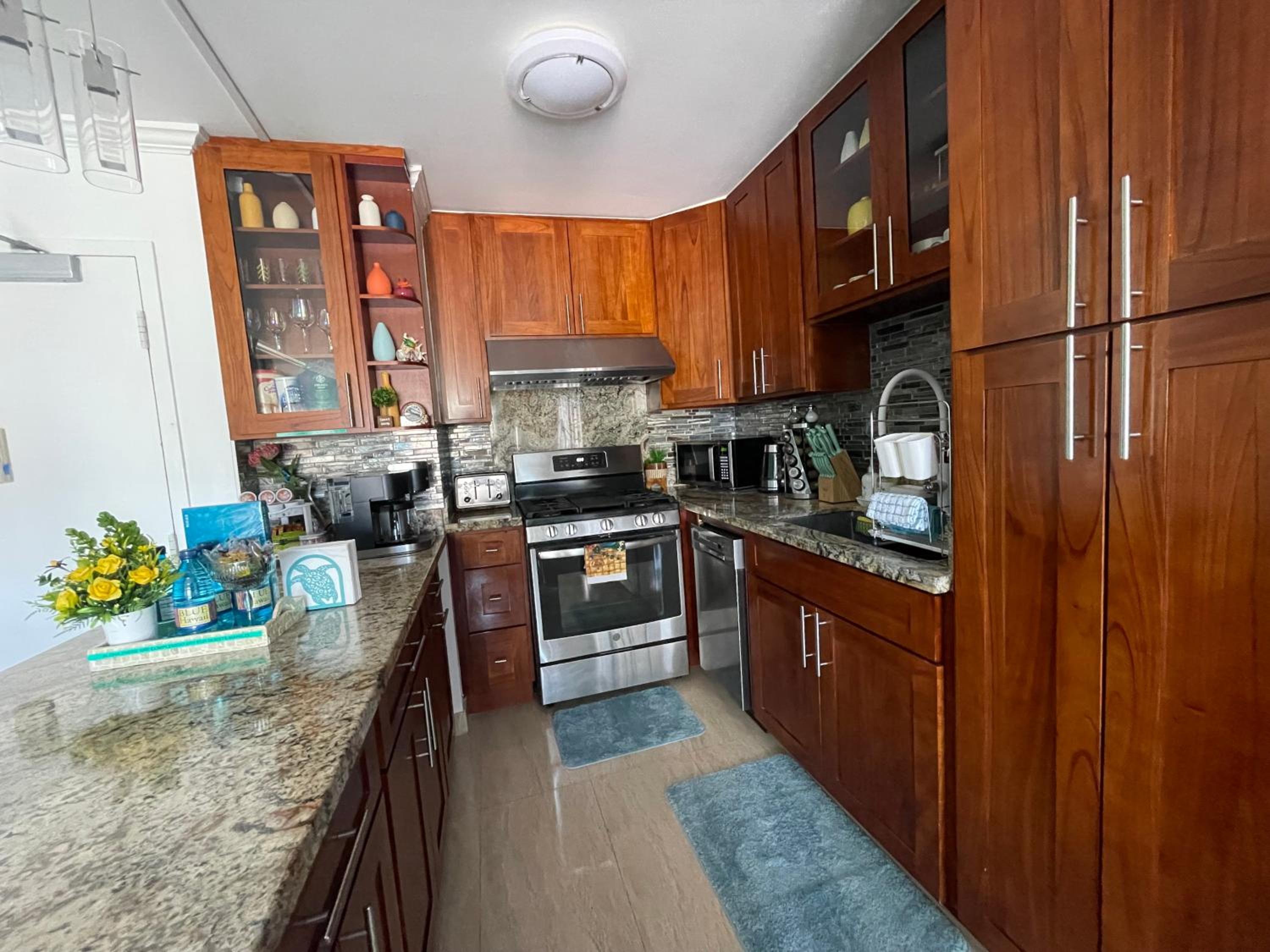 Aloha Waikiki Condo 2Beds, 2Baths, Free Parking.: Two-Bedroom Apartment with Partial Ocean View photo