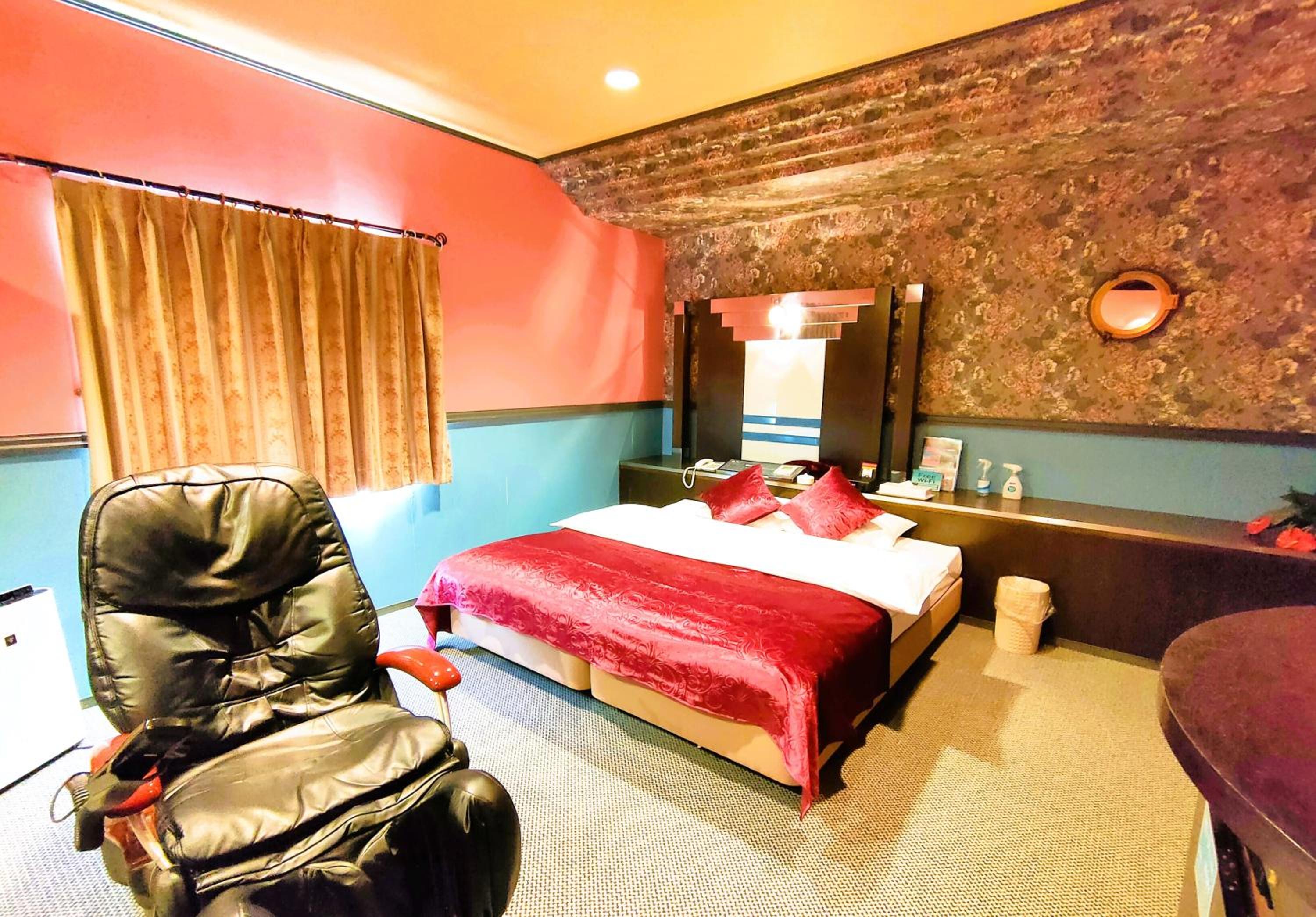 Queen Room - Smoking photo 1