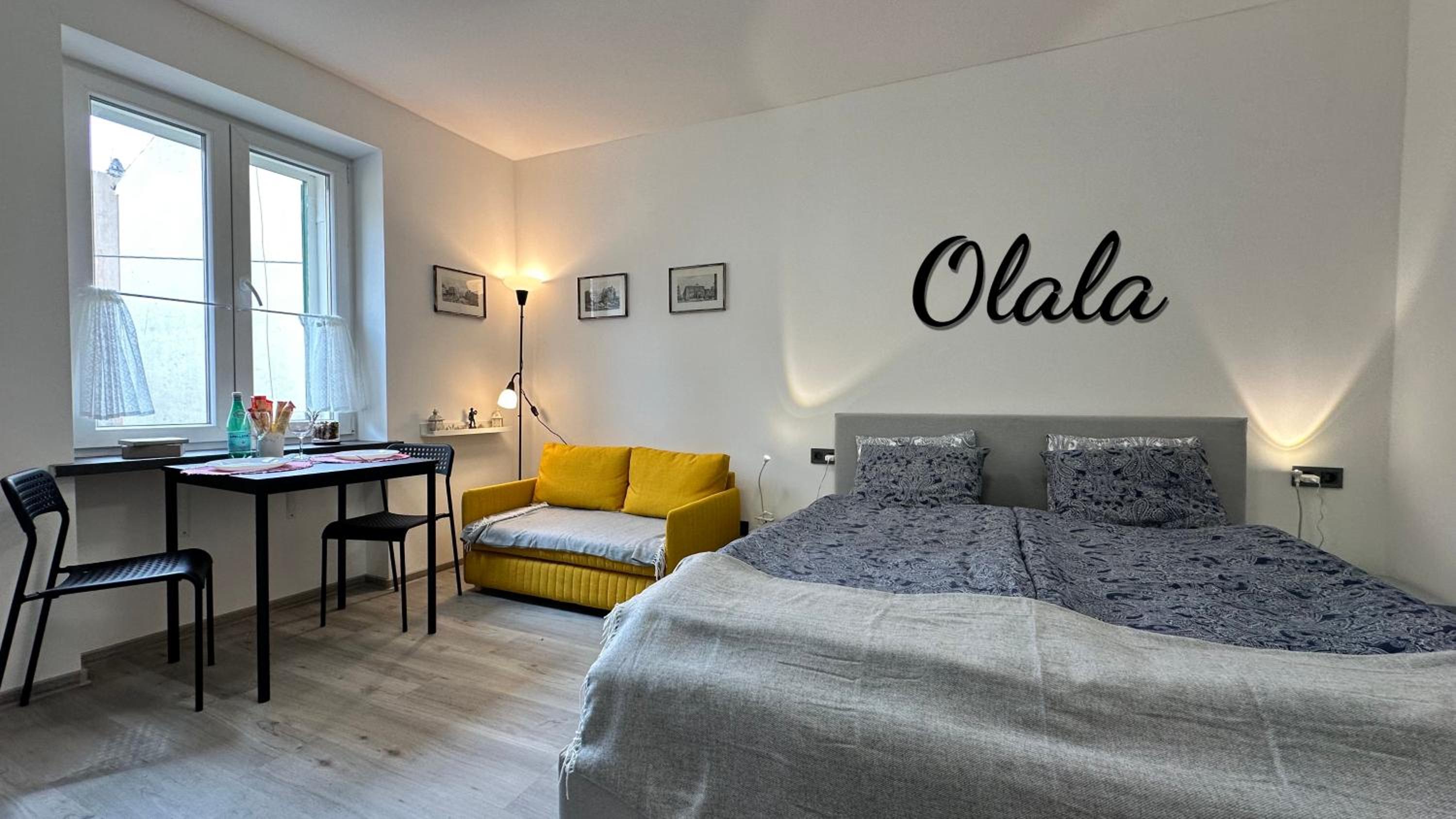 One-Bedroom Apartment