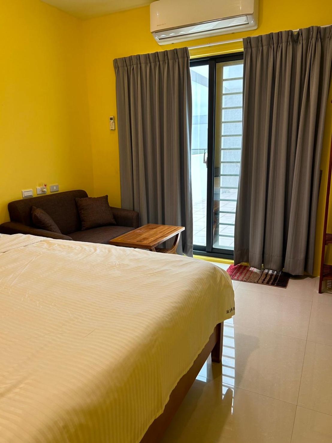 Deluxe Double Room with Balcony photo 1