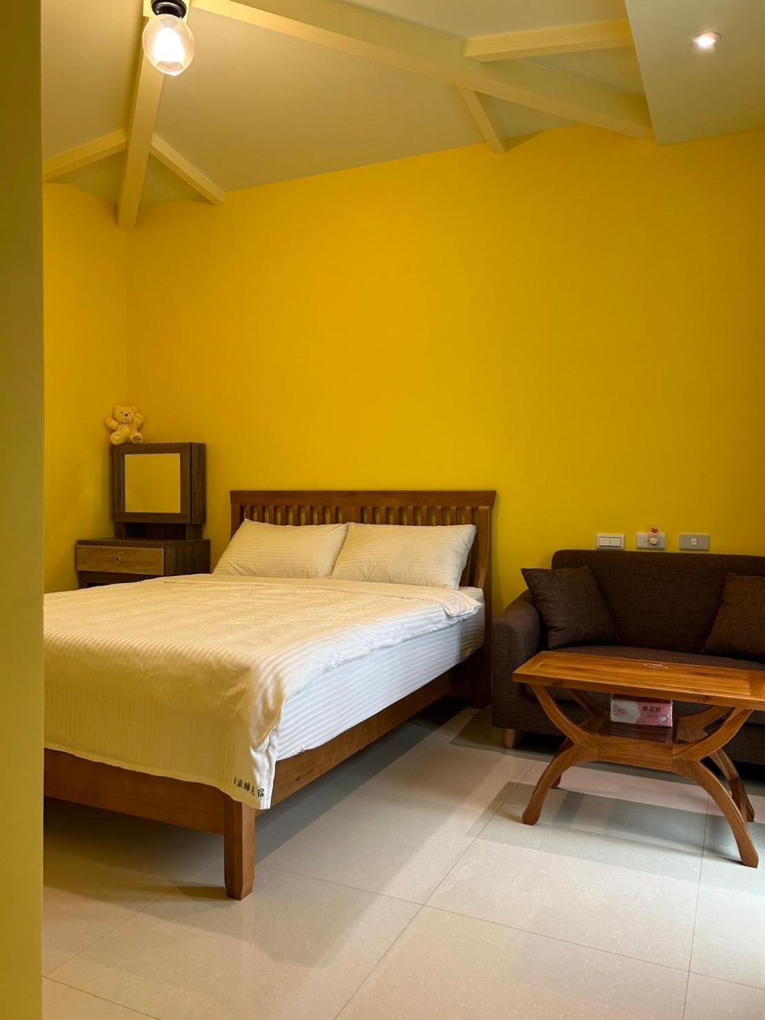 Deluxe Double Room with Balcony photo 2