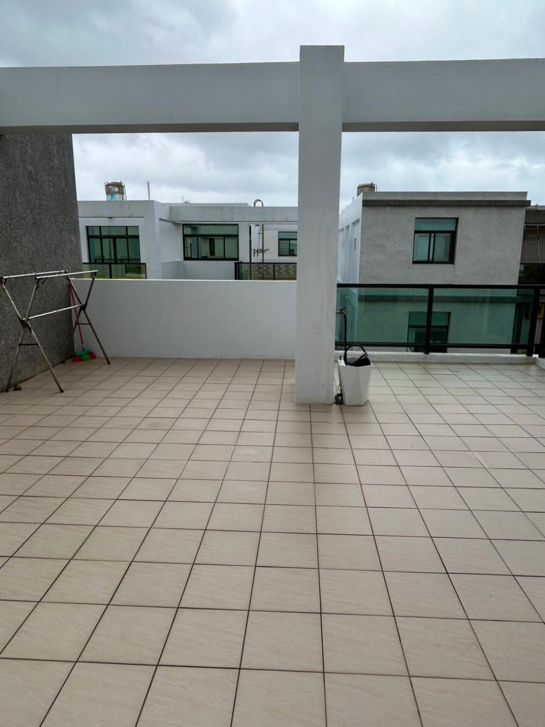 Villa photo 3