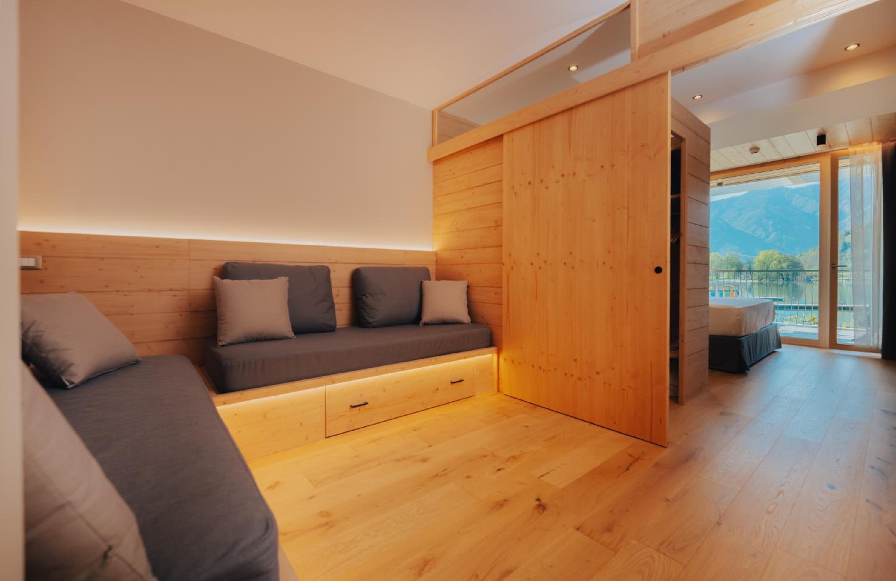 Junior Suite with Balcony - Photo 1