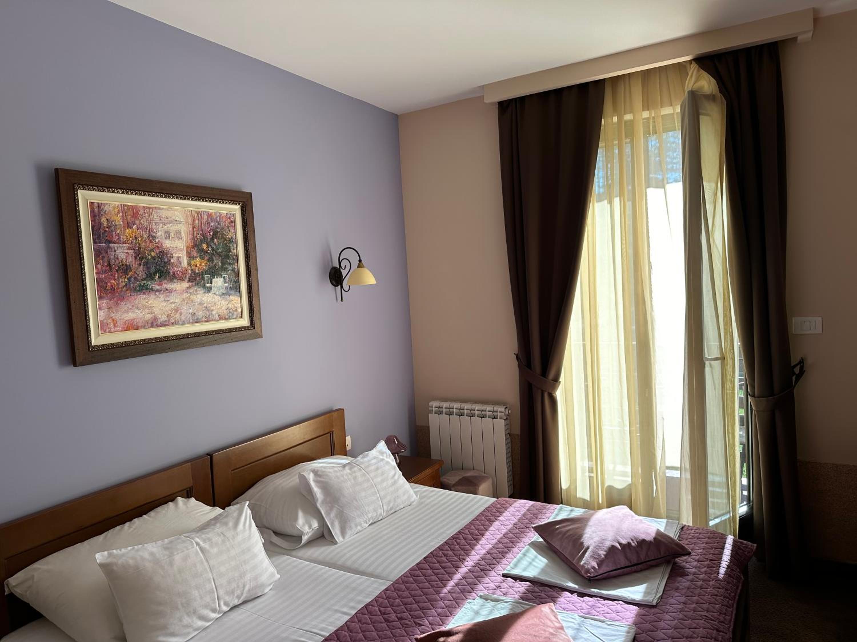 One Bedroom Apartment - Photo 21