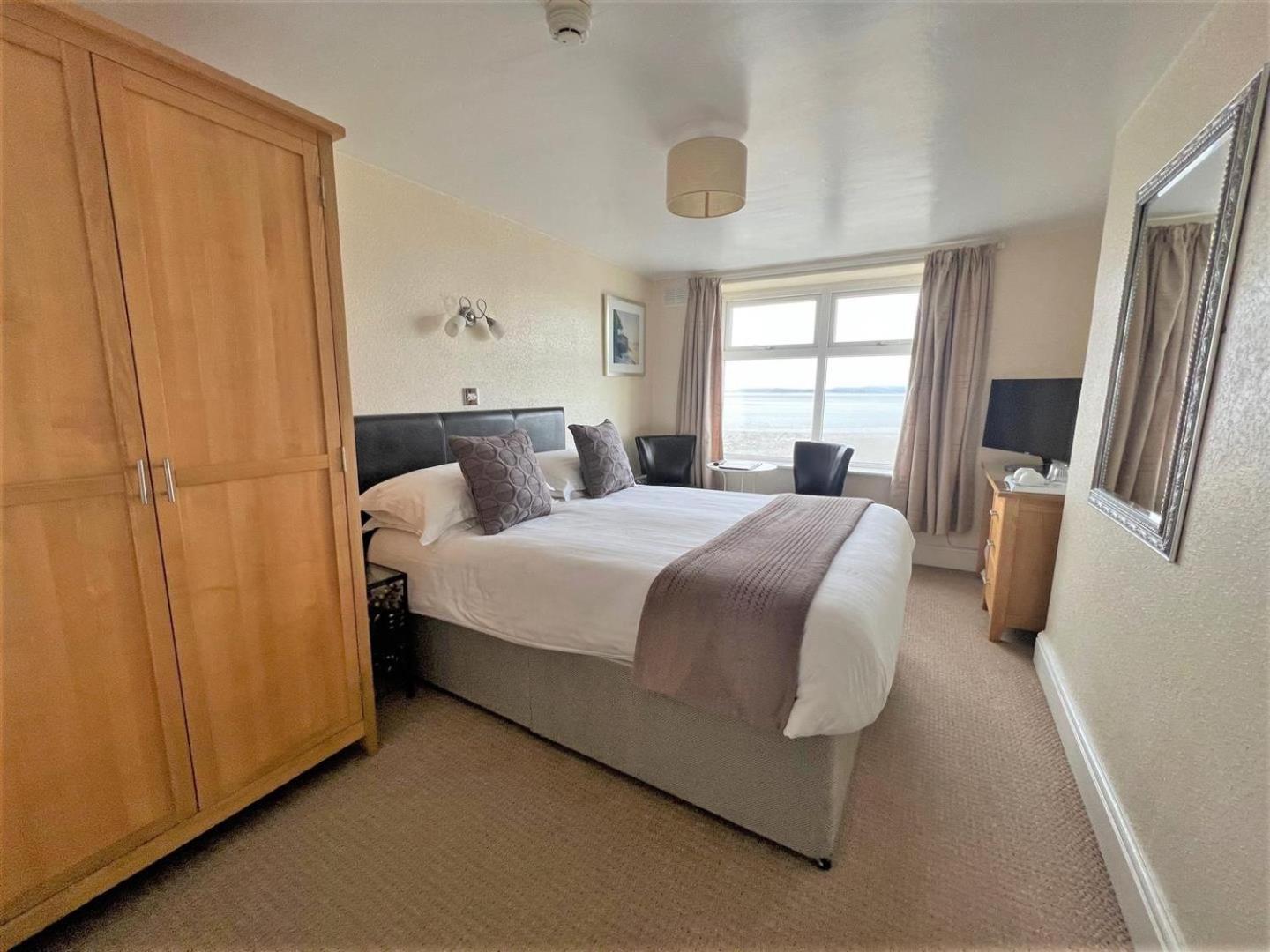 Double Room with Sea View - Third Floor