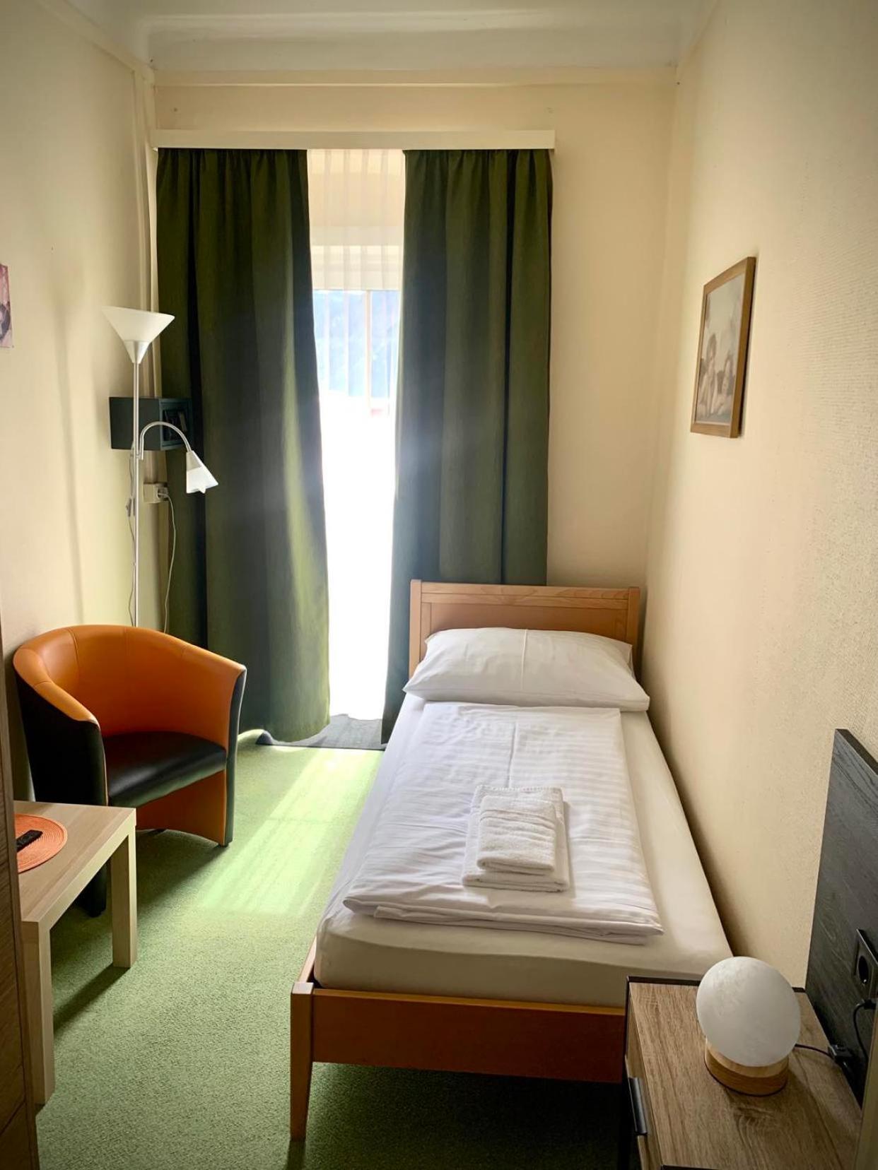 Single Room photo 1