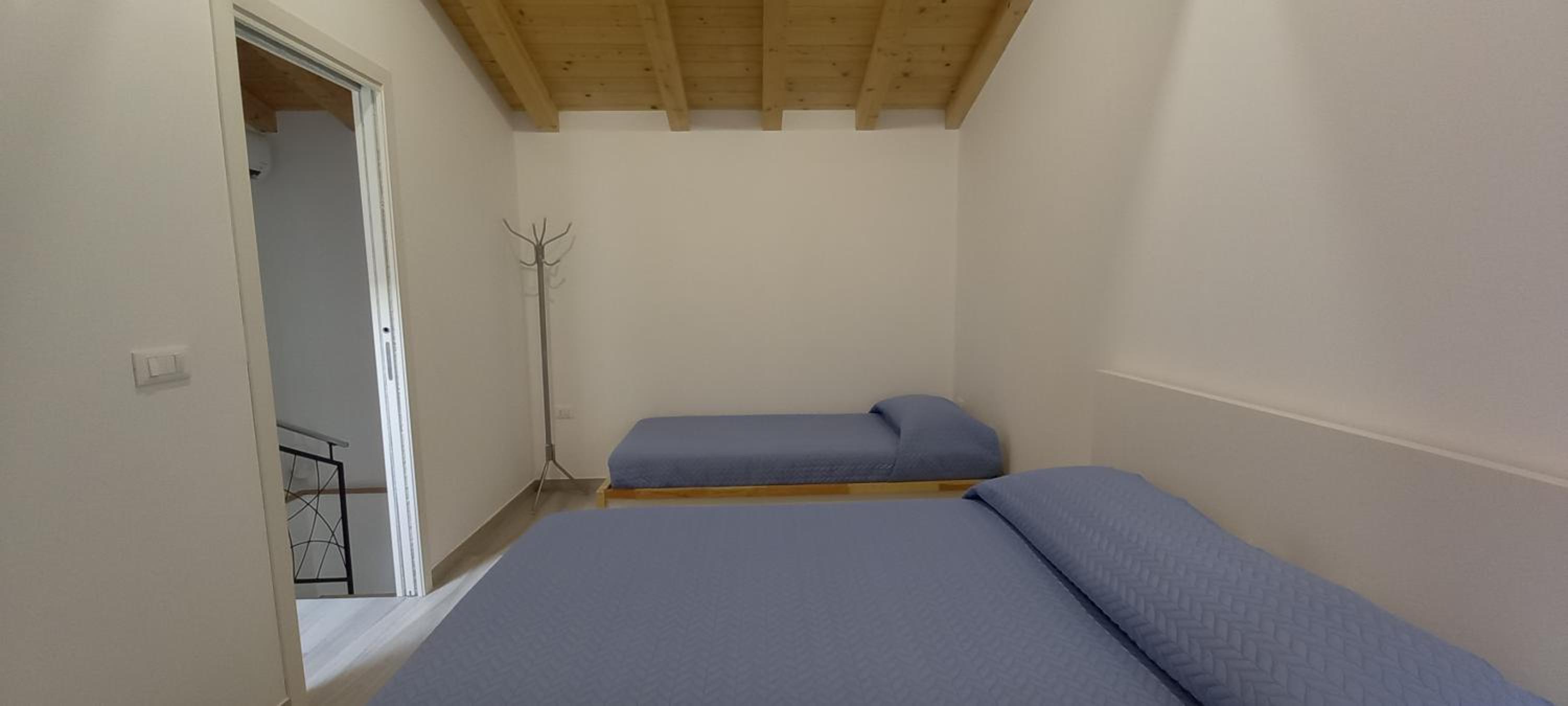 One-Bedroom House photo 1