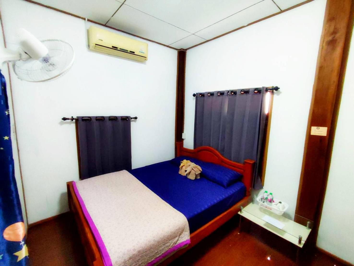 Habitación Estándar con Dos Camas Individuales