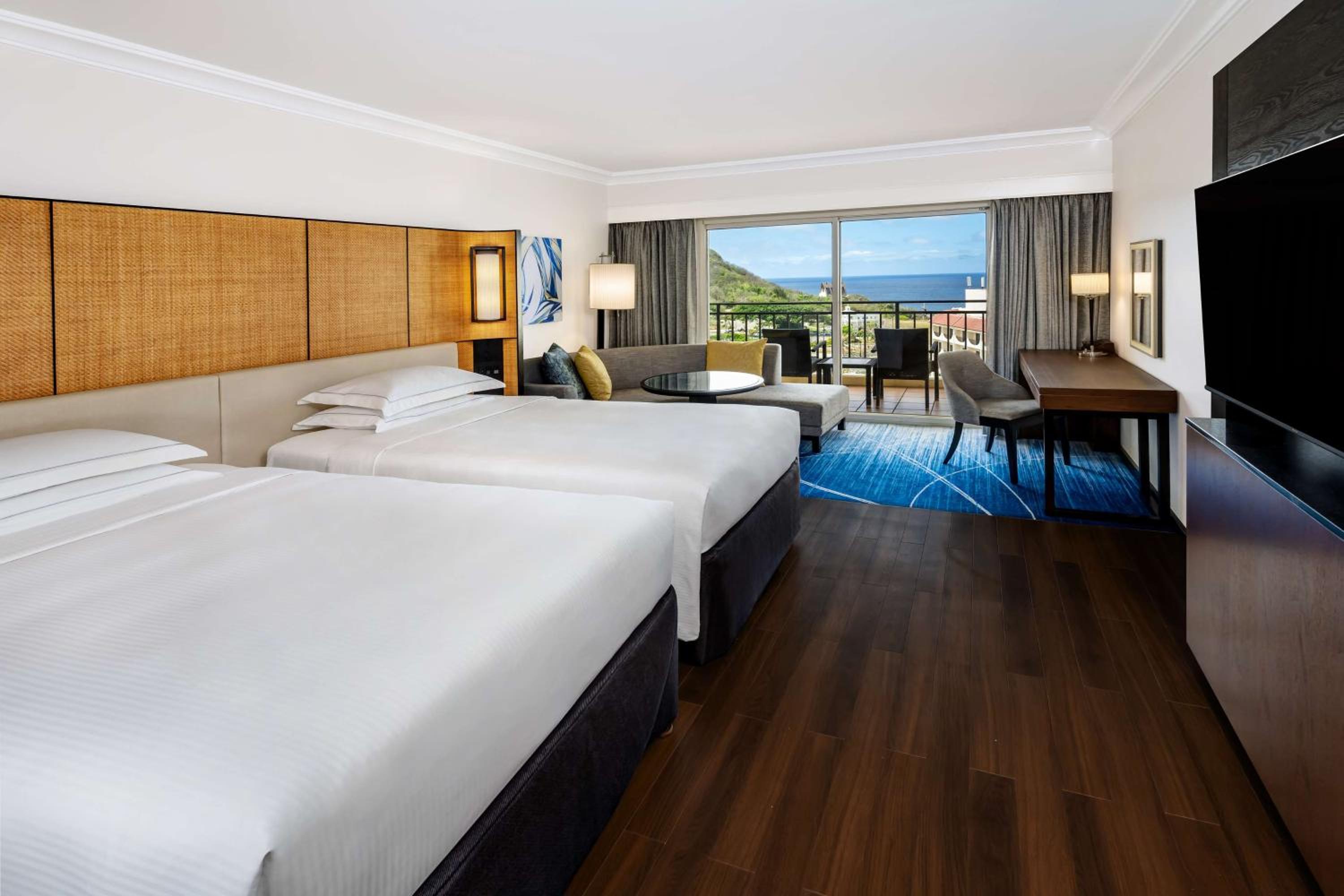 Premier Garden Twin Room - Photo 1