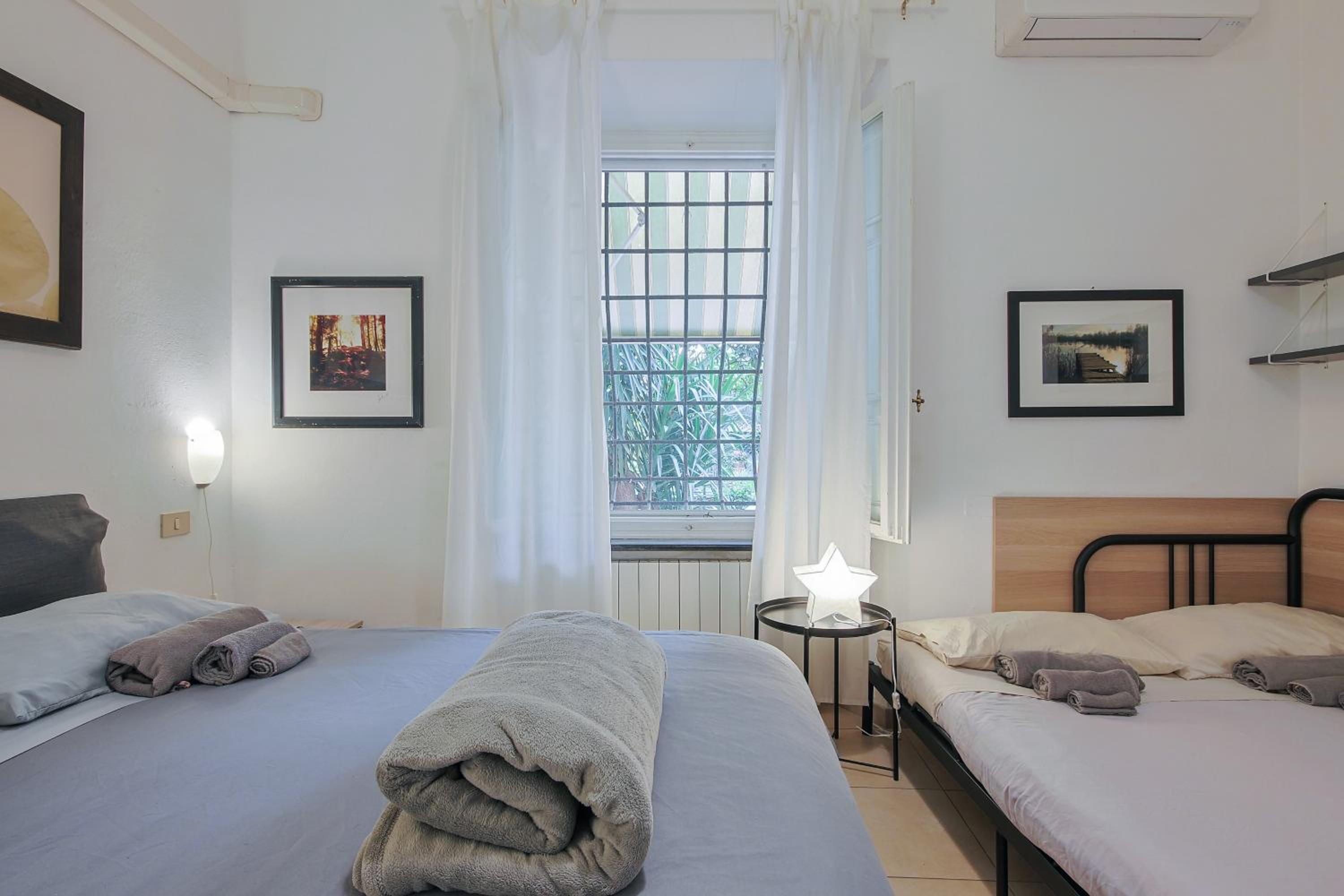 Apartment with Garden View - Photo 21