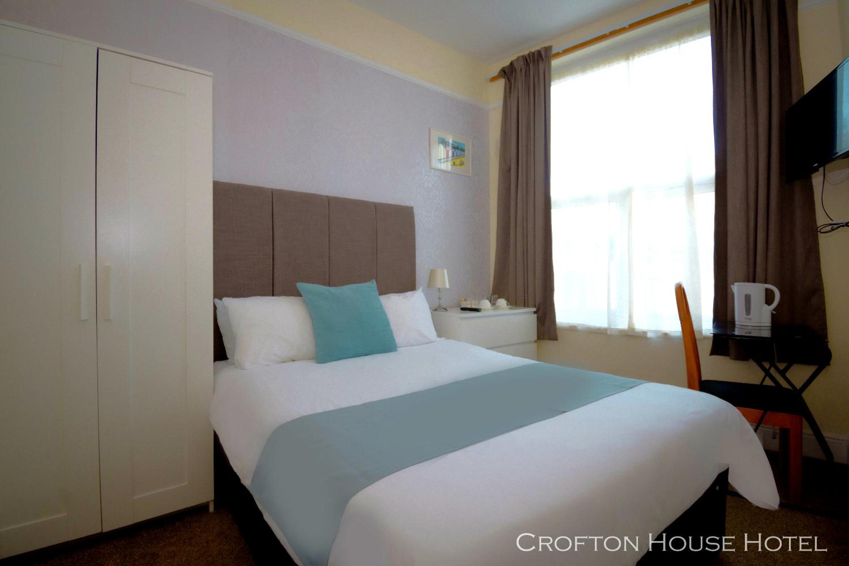 Double Room with Private Bathroom - Photo 1