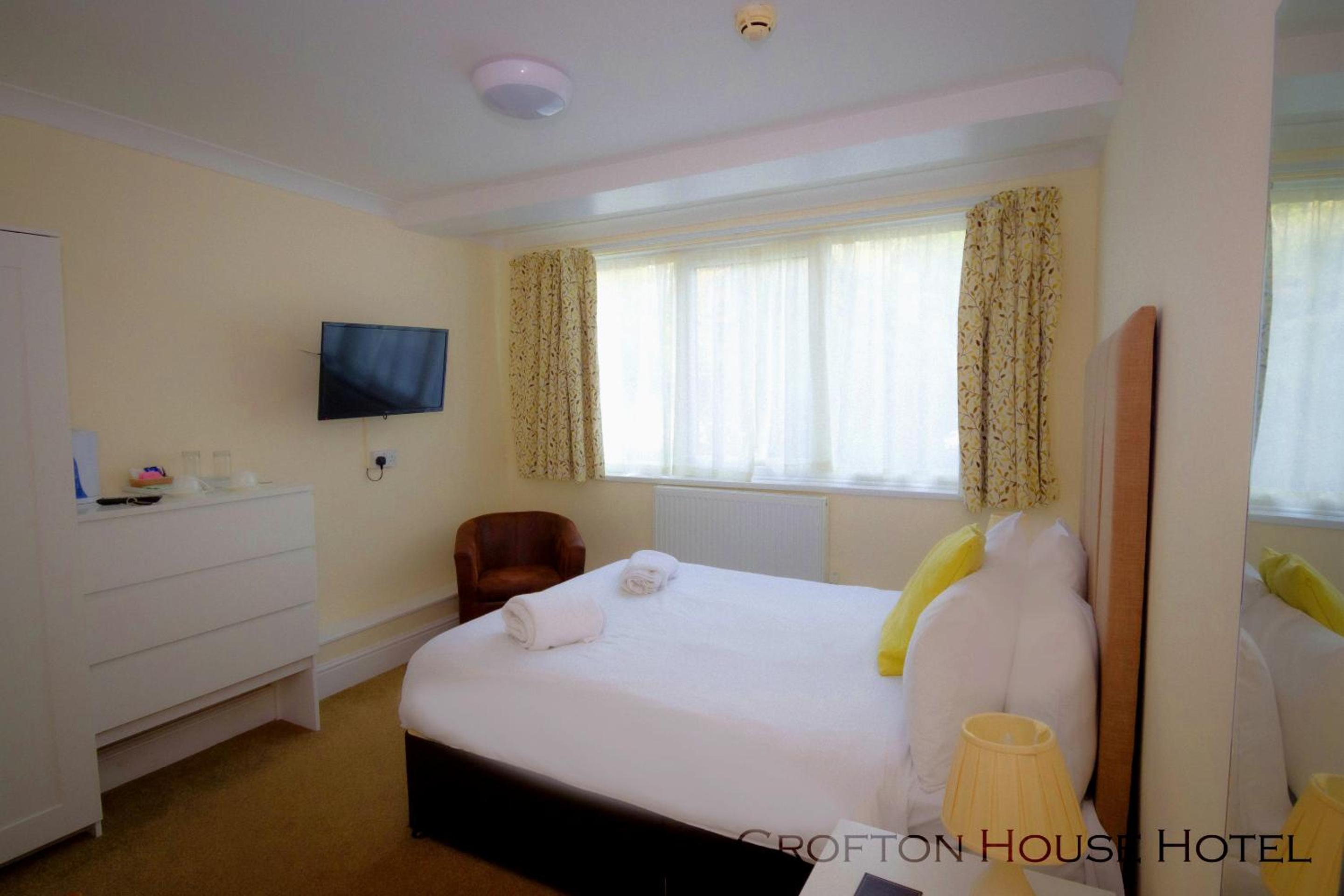 Double Room with Private Bathroom - Photo 4