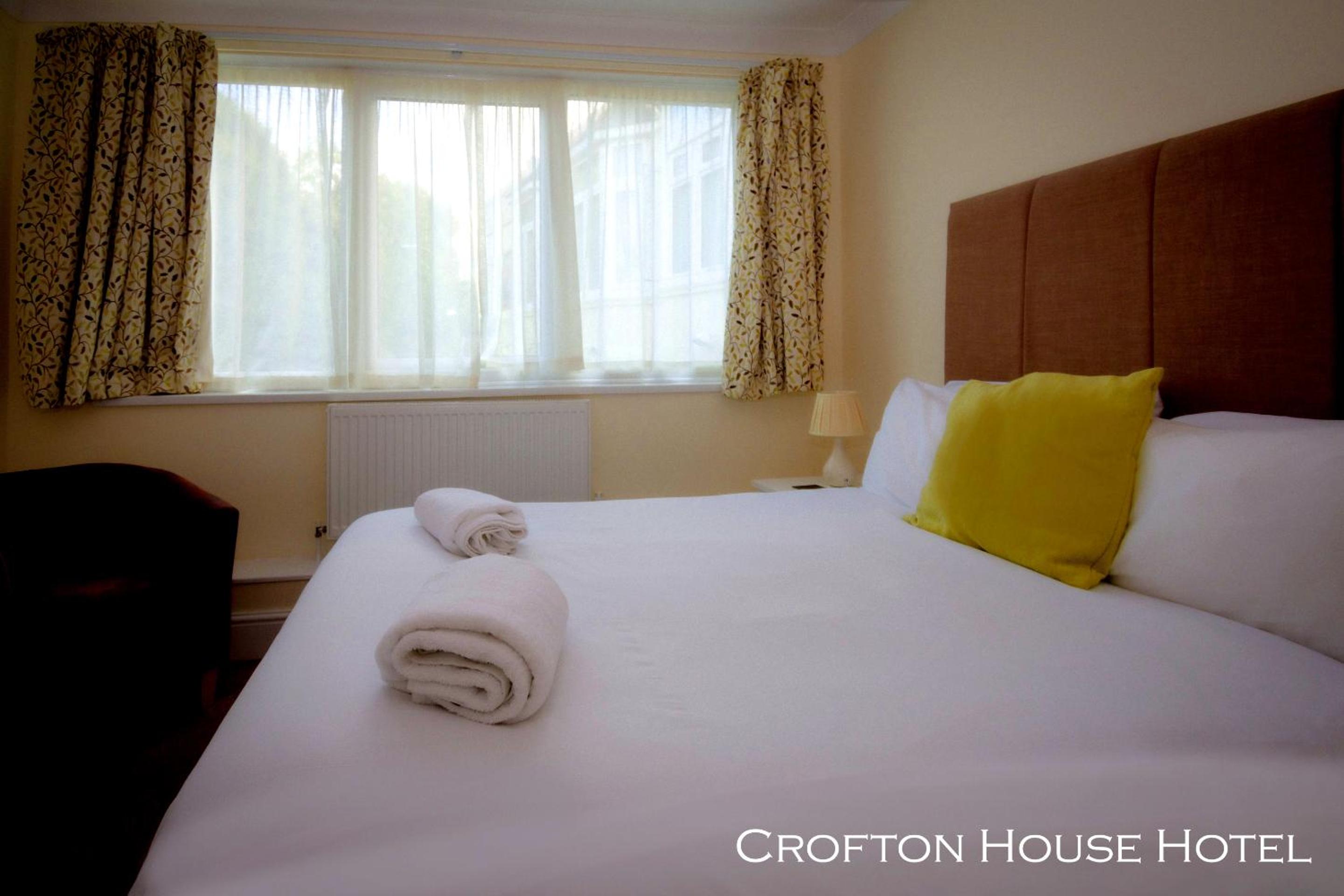 Double Room with Private Bathroom - Photo 14
