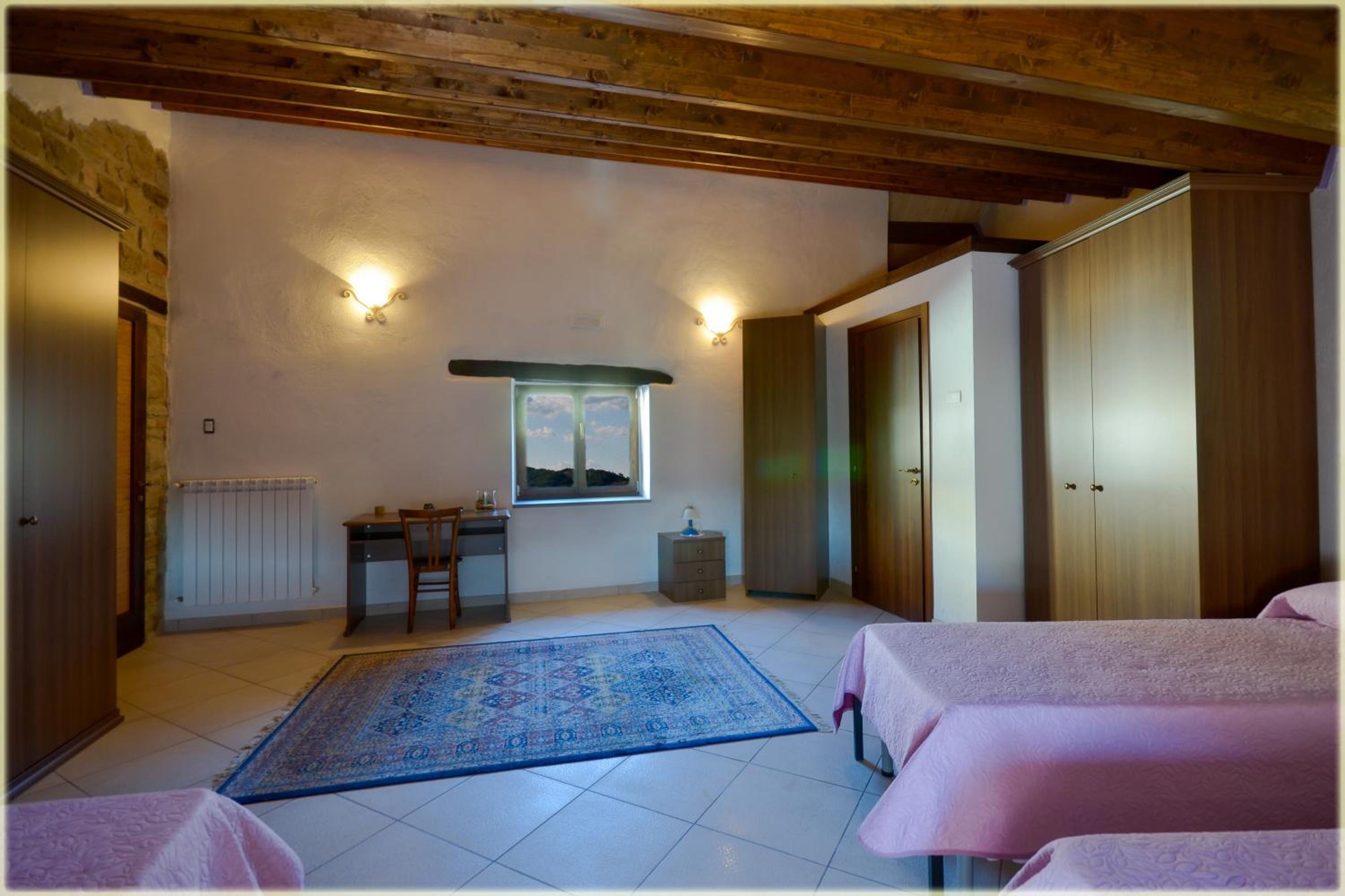 Double or Twin Room photo 2