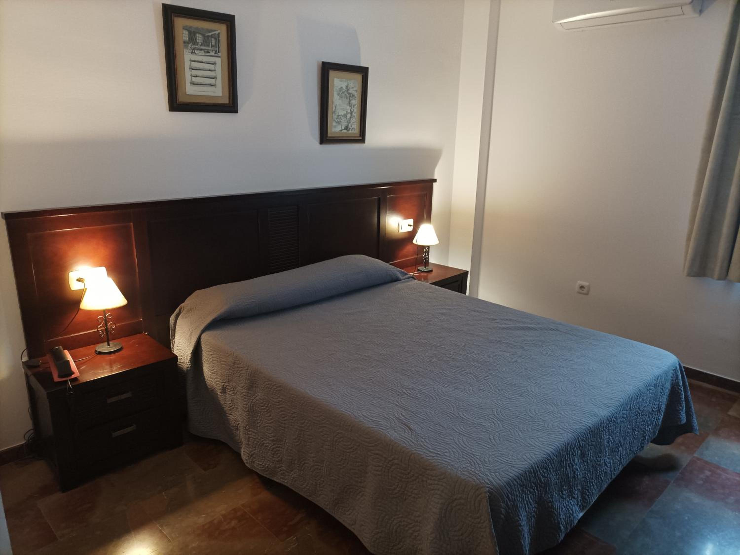 Deluxe interior Double Room - Photo 5