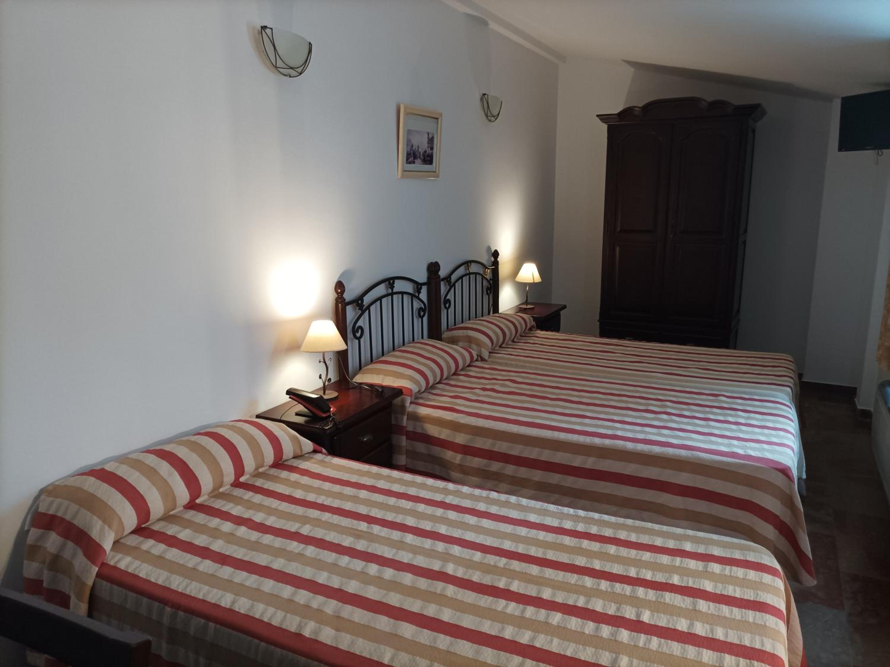 Triple Room - Photo 1