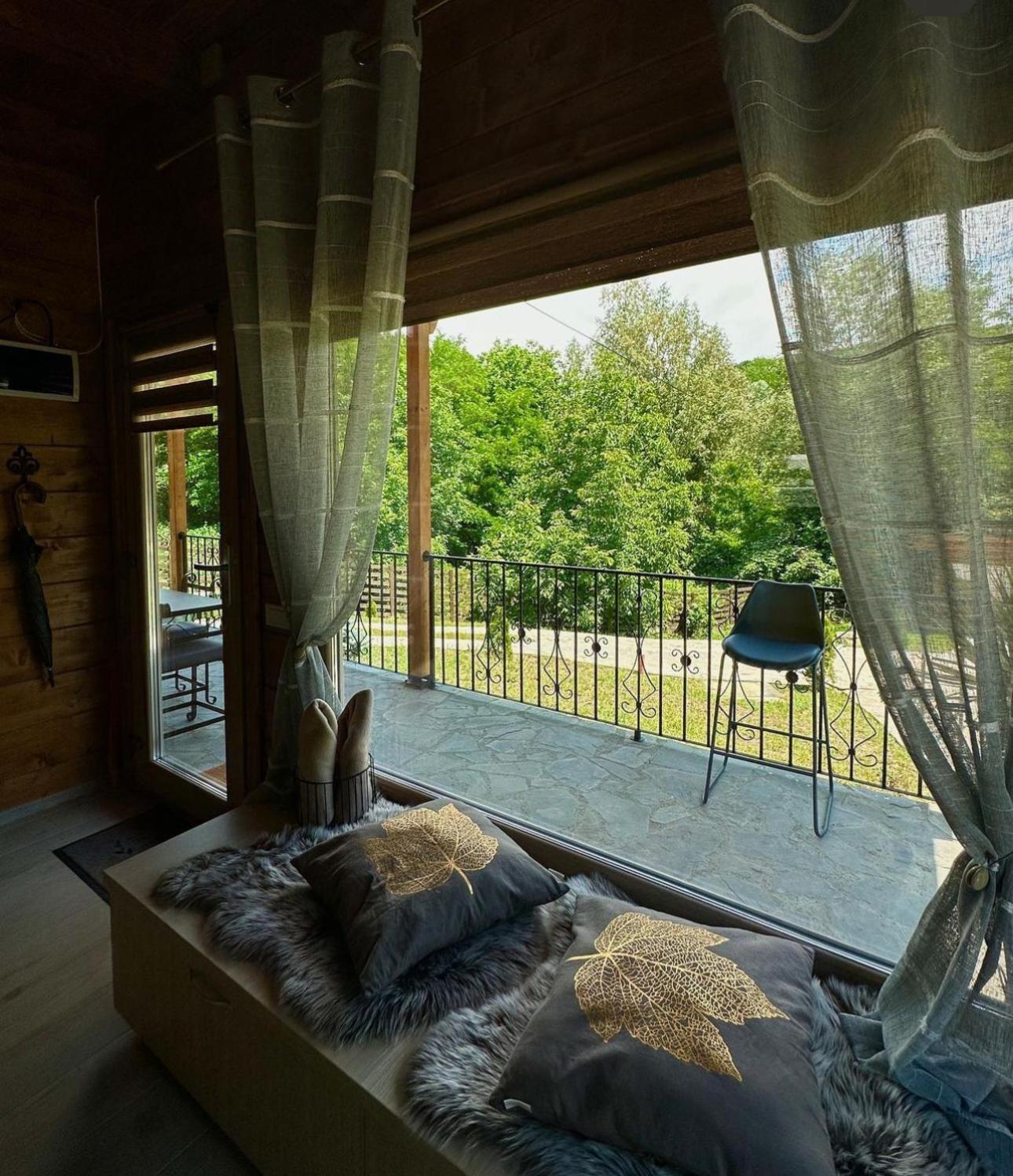 One-Bedroom House photo 3