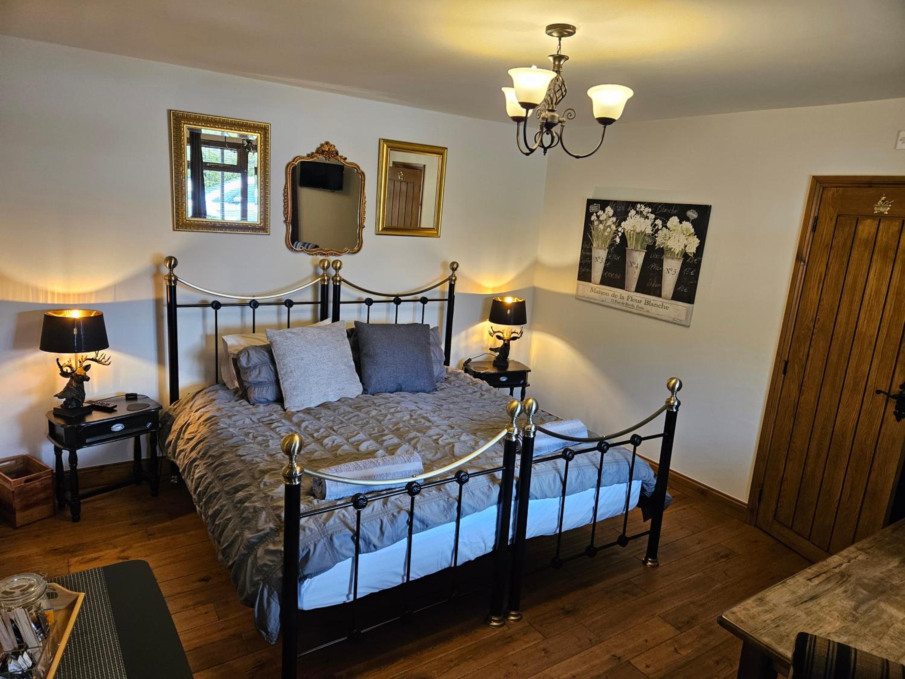 King Room With Balcony