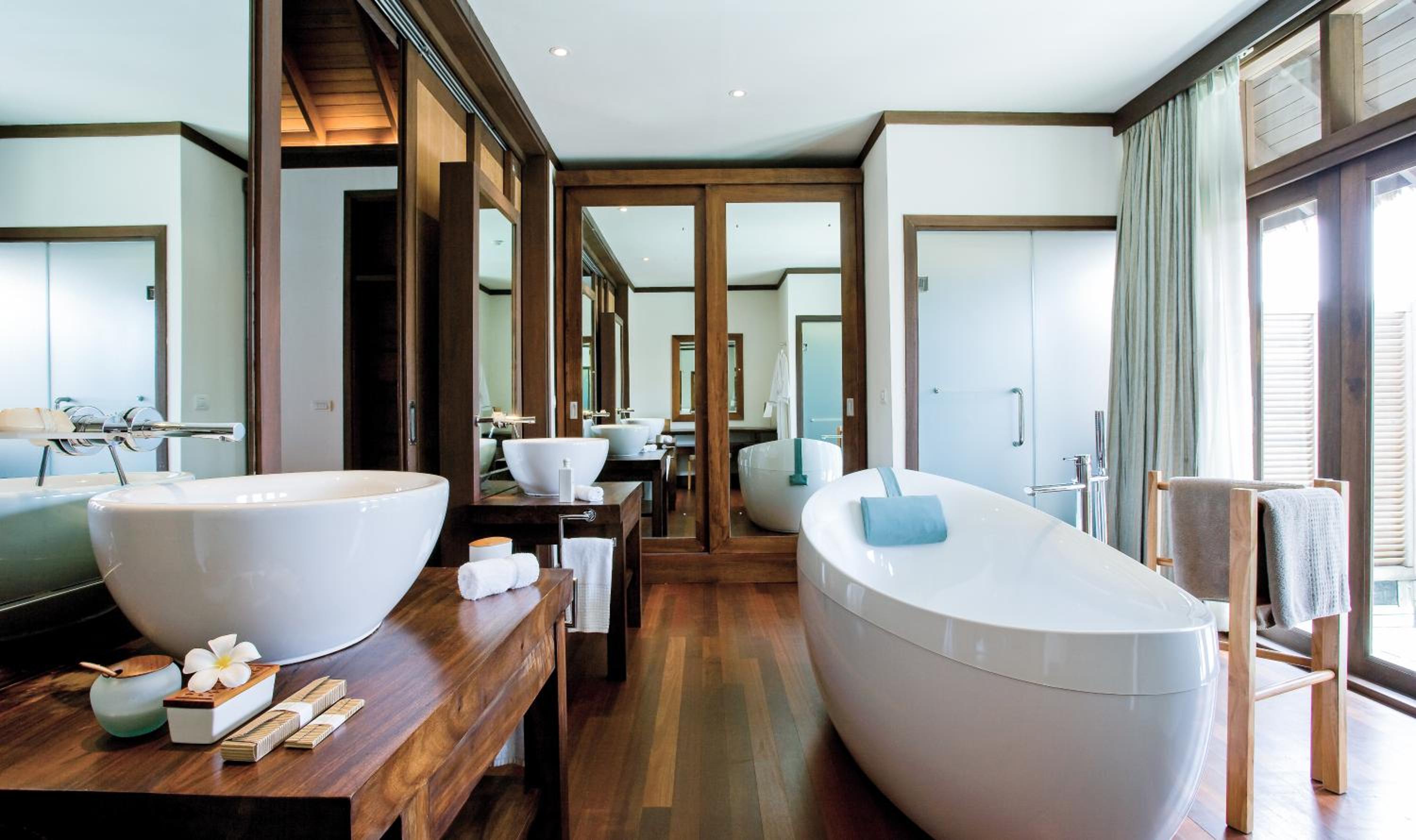 Water Villa with Private Pool - Photo 3
