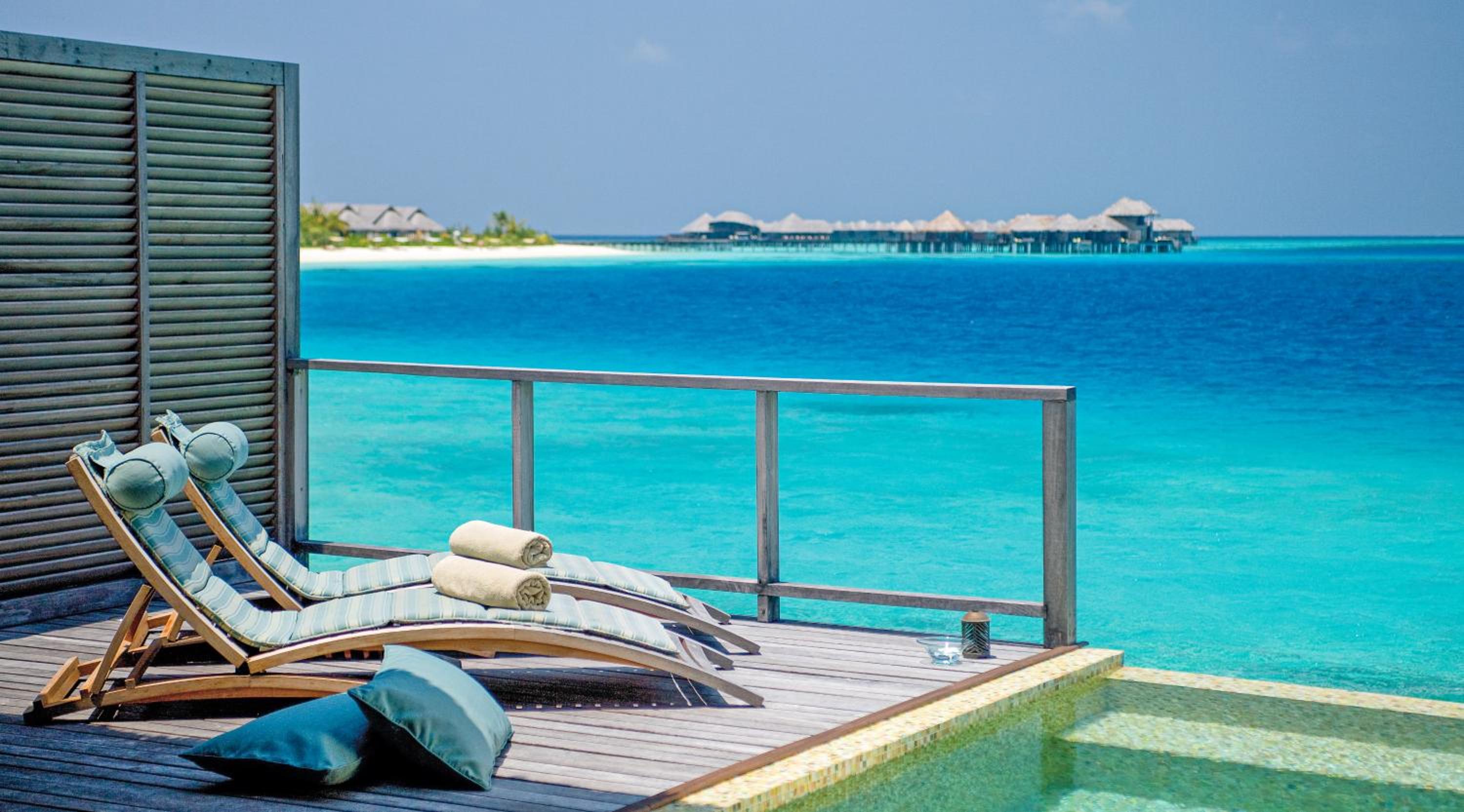 Water Villa with Private Pool - Photo 2