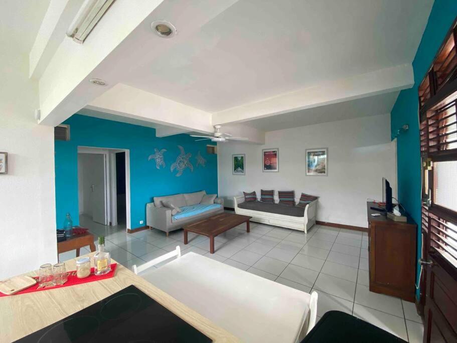 Three-Bedroom Apartment photo 1