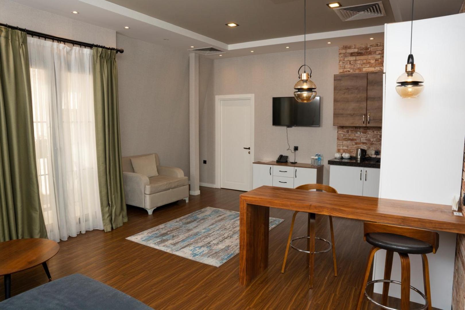Two-Bedroom Family Apartment - Photo 3