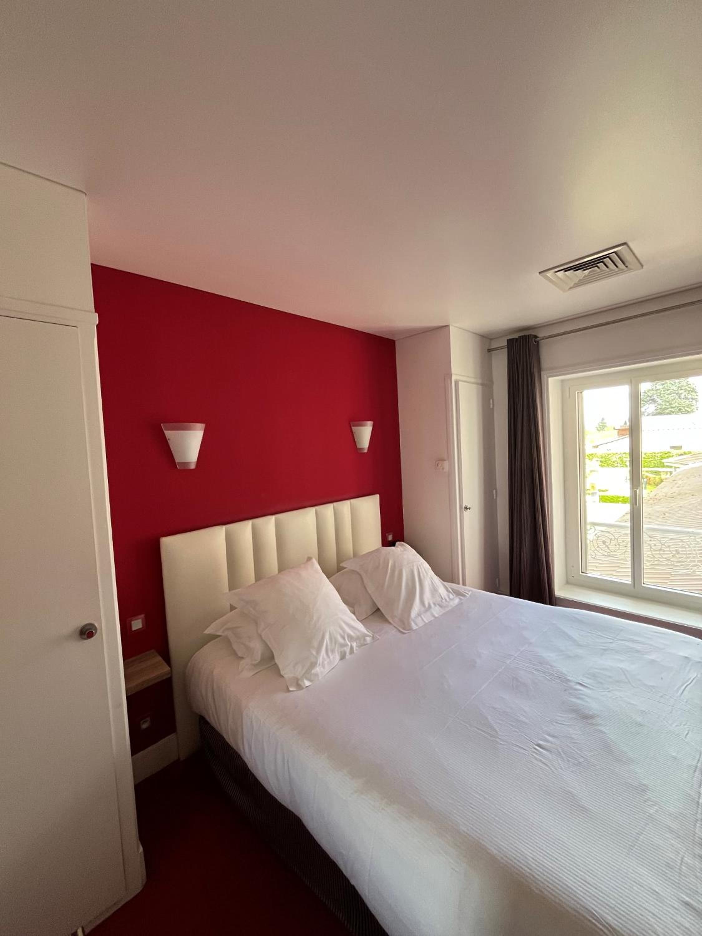 Double Room - Photo 1