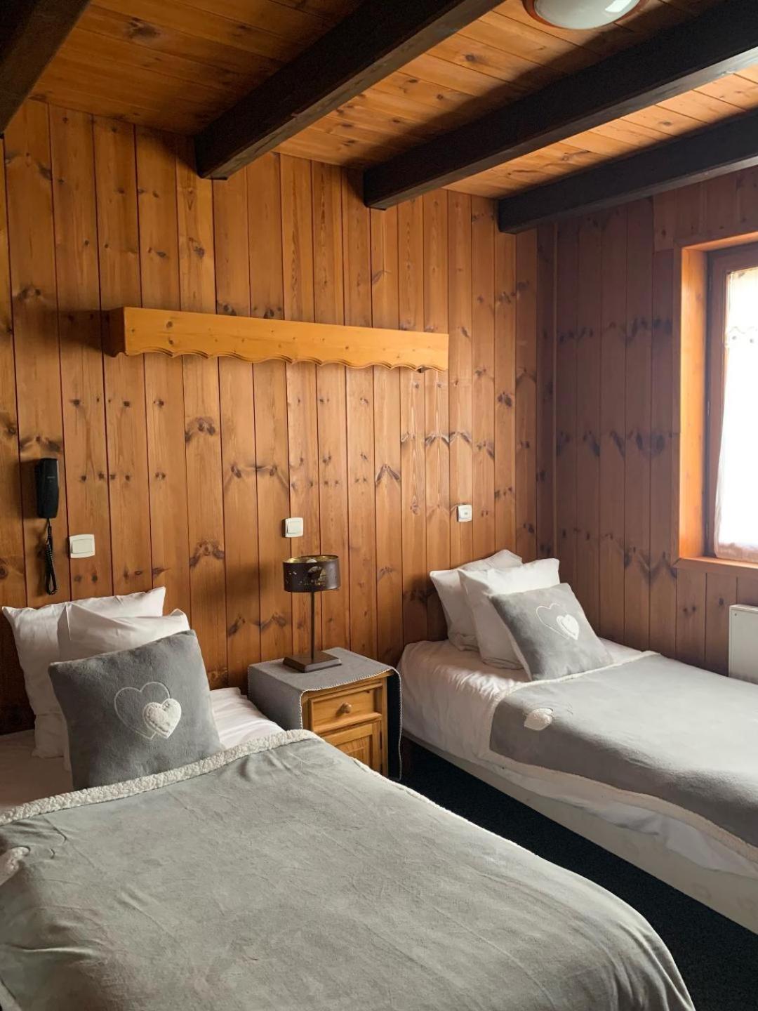 Twin Room - Les Catrems photo 2