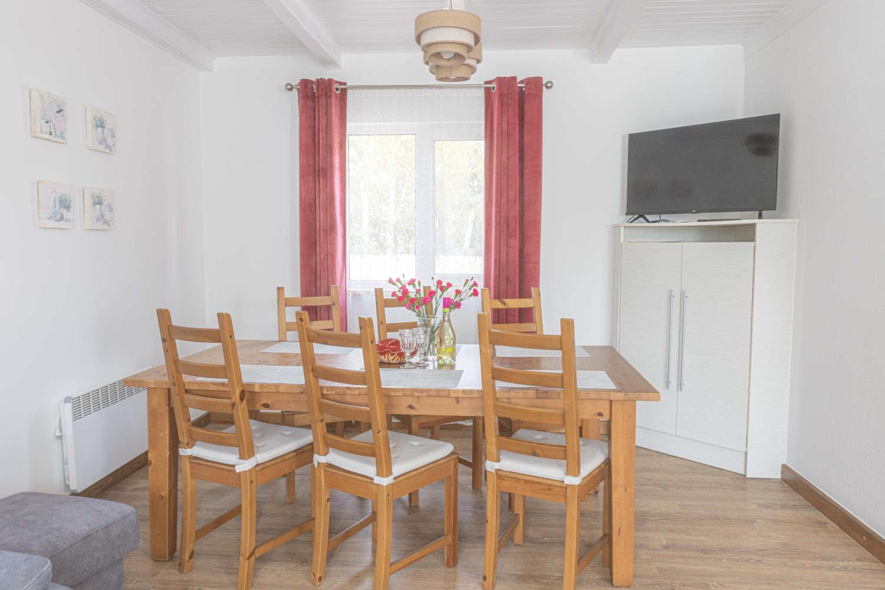 Apartment with Terrace photo 2