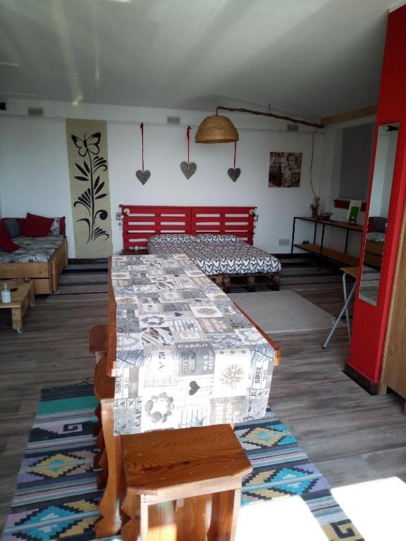 One-Bedroom House photo 1