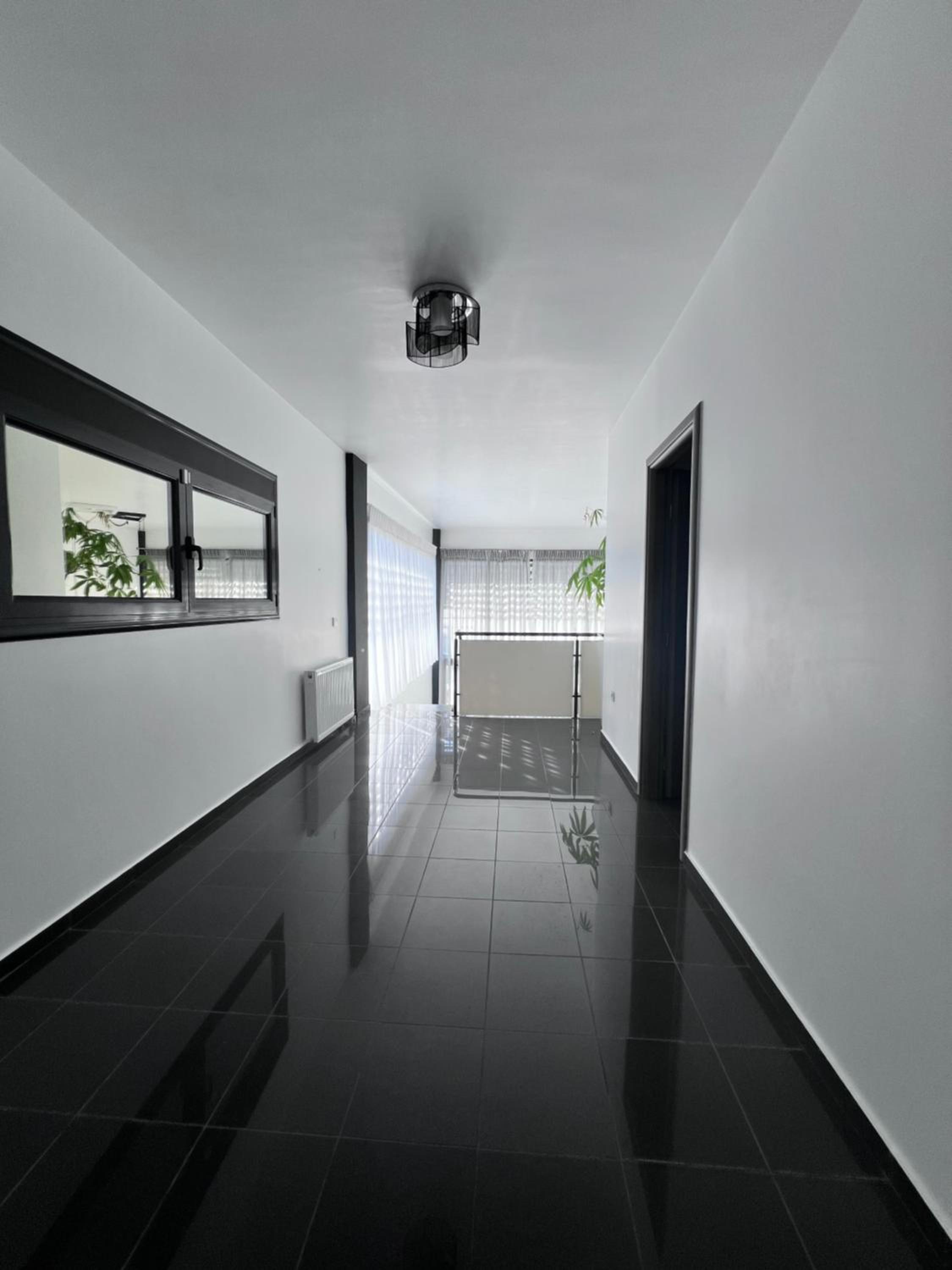 Villa with Private Pool - Photo 49