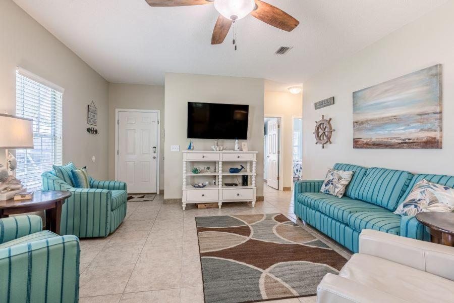 Three-Bedroom Deluxe Apartment photo 2