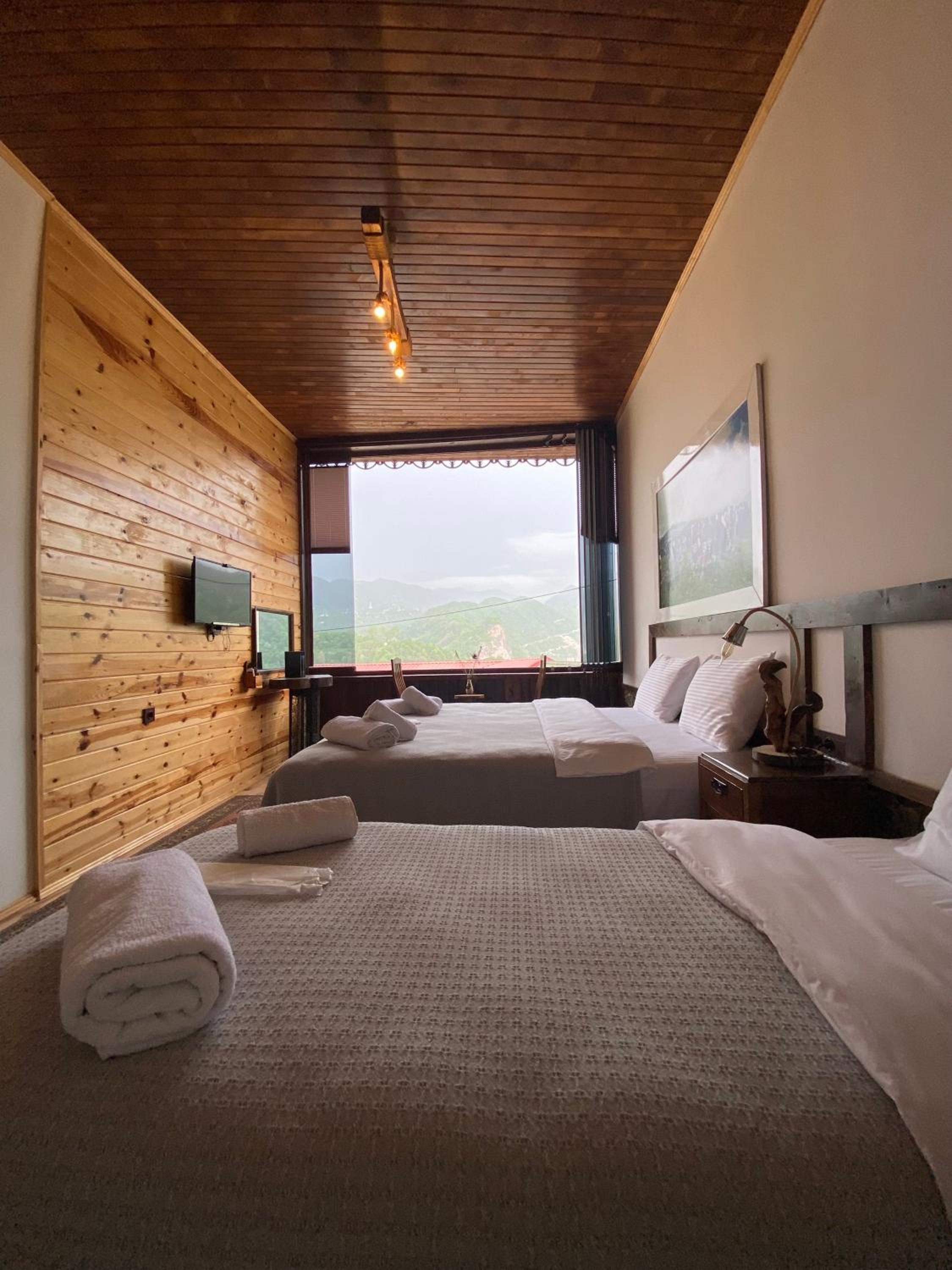 Basic Triple Room photo 2