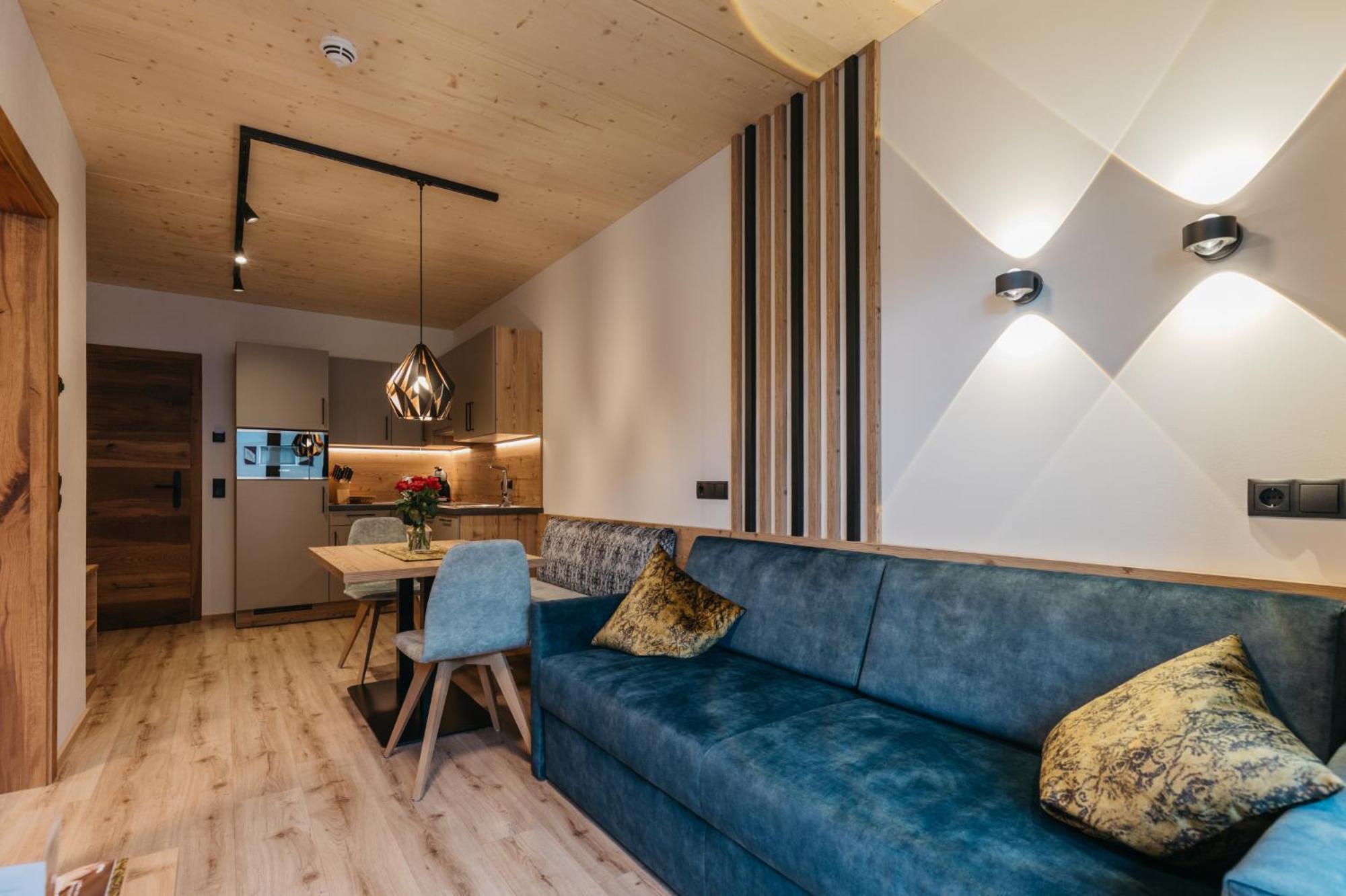  Green Living Apartment 