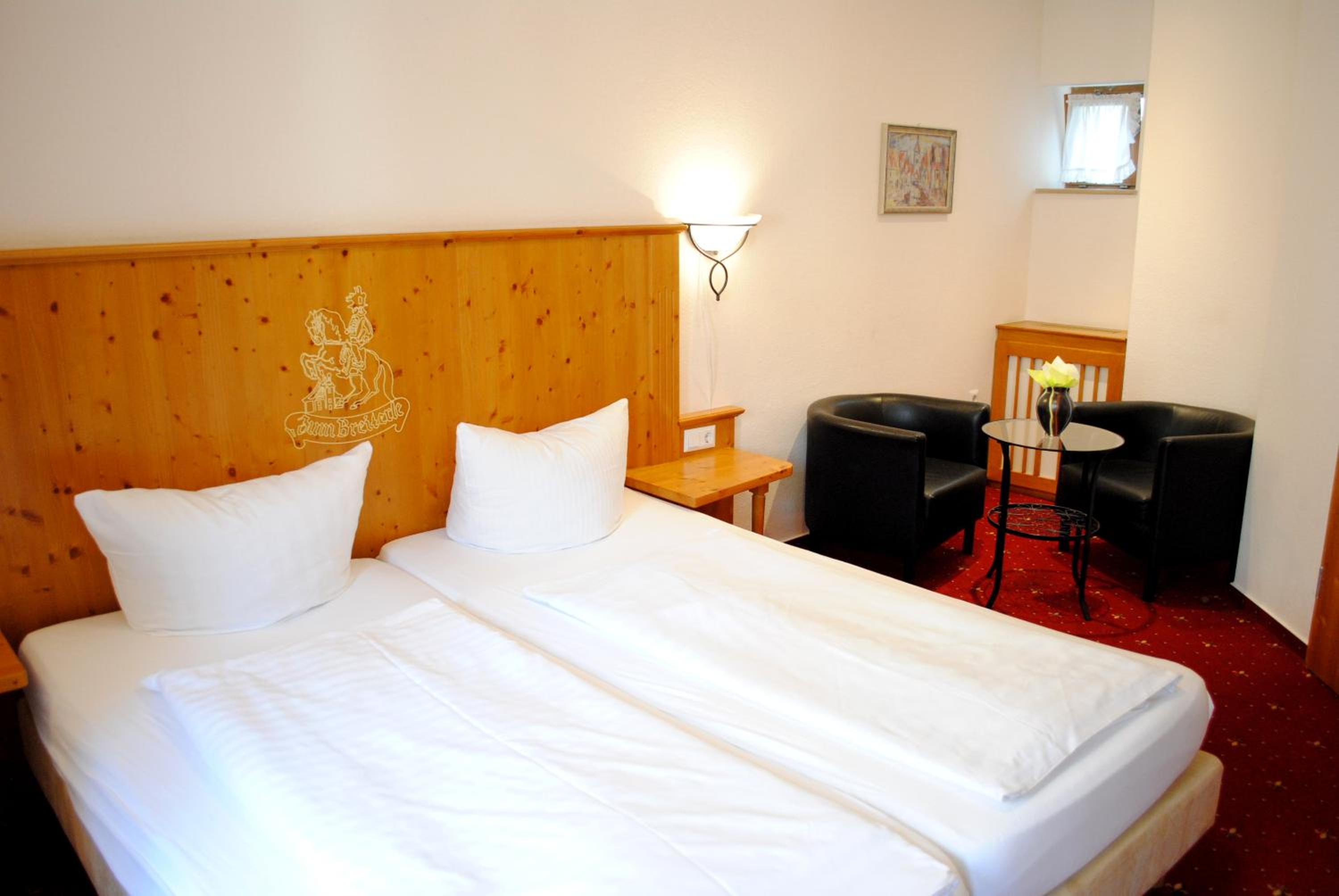 Large Double Room photo 3