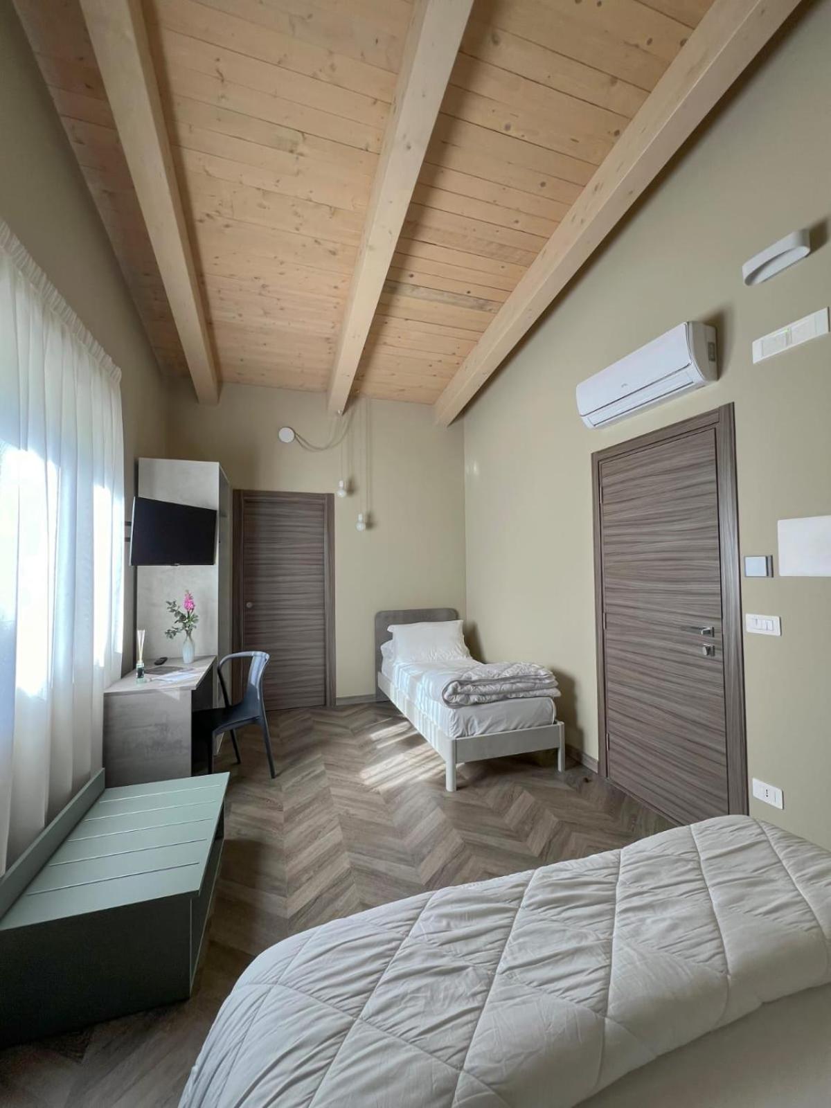 Triple Room photo 3
